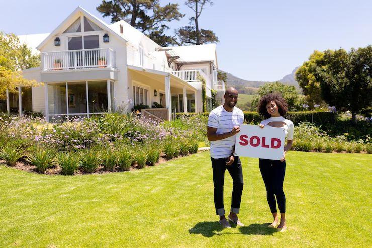 Real Estate Auctions: Is It the Smartest Way to Buy or Sell Property in 2025?