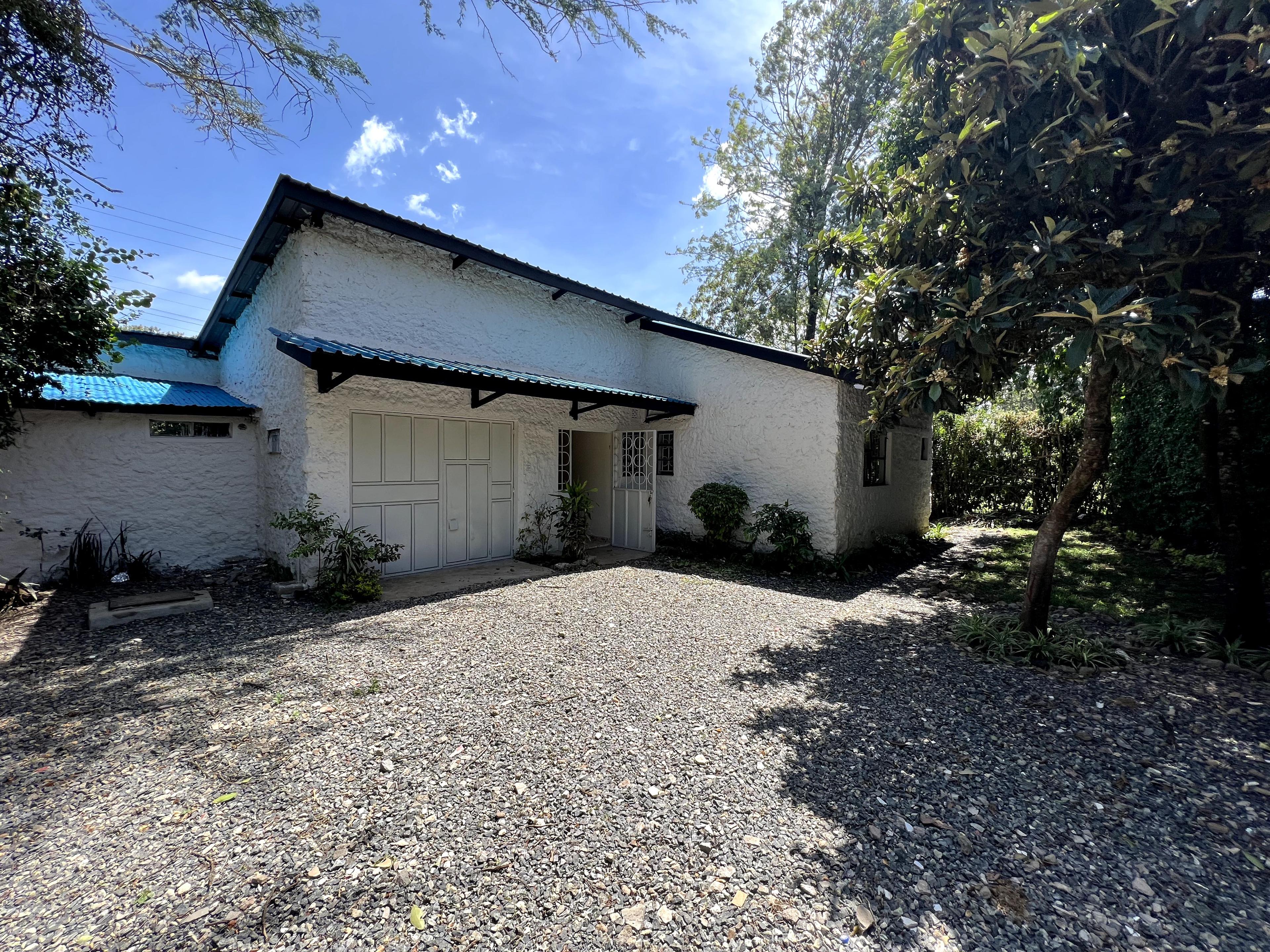 3-Bedroom House for Rent – Karen Bomas - Image 1