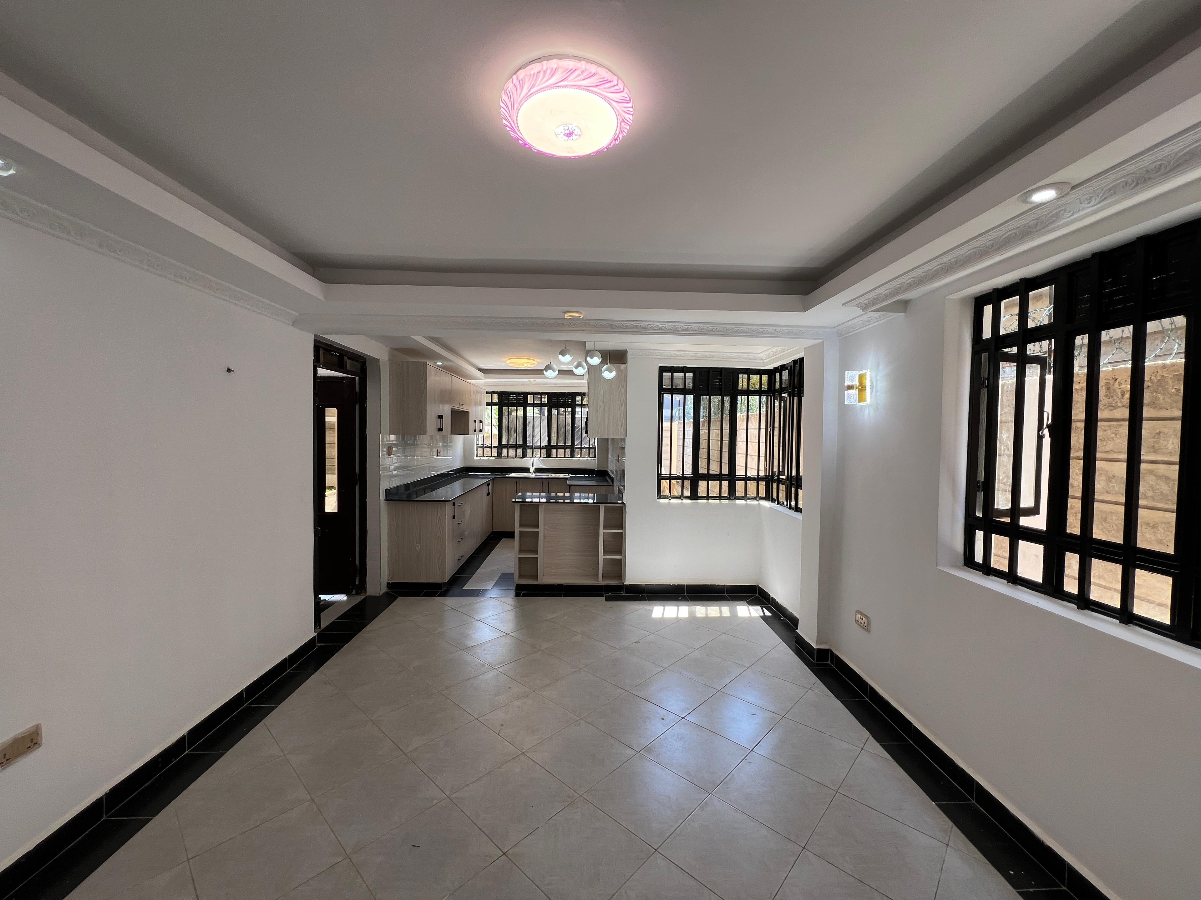 7BR Mansion on Sale in Kenyatta road  - Image 2
