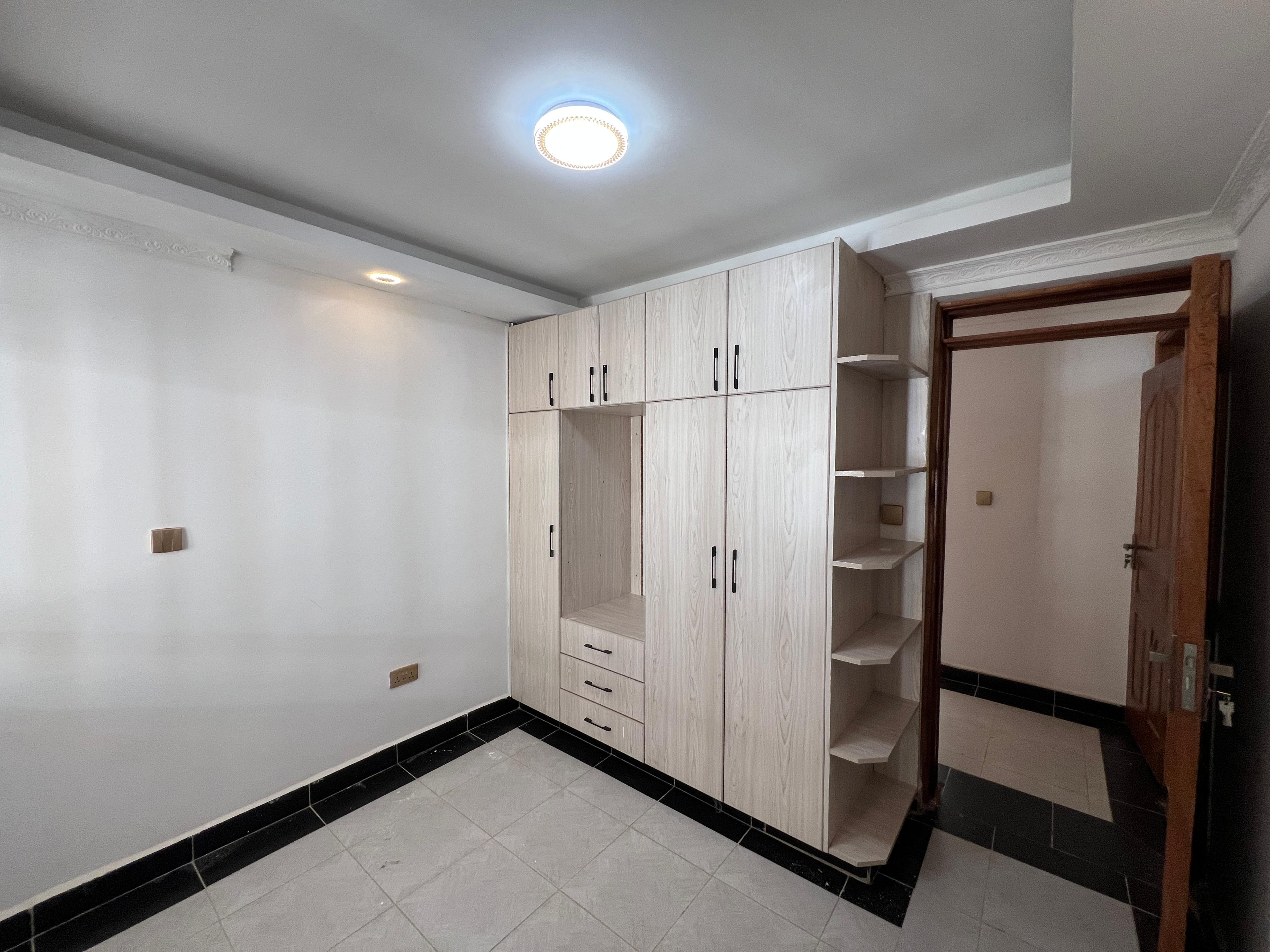 7BR Mansion on Sale in Kenyatta road  - Image 9