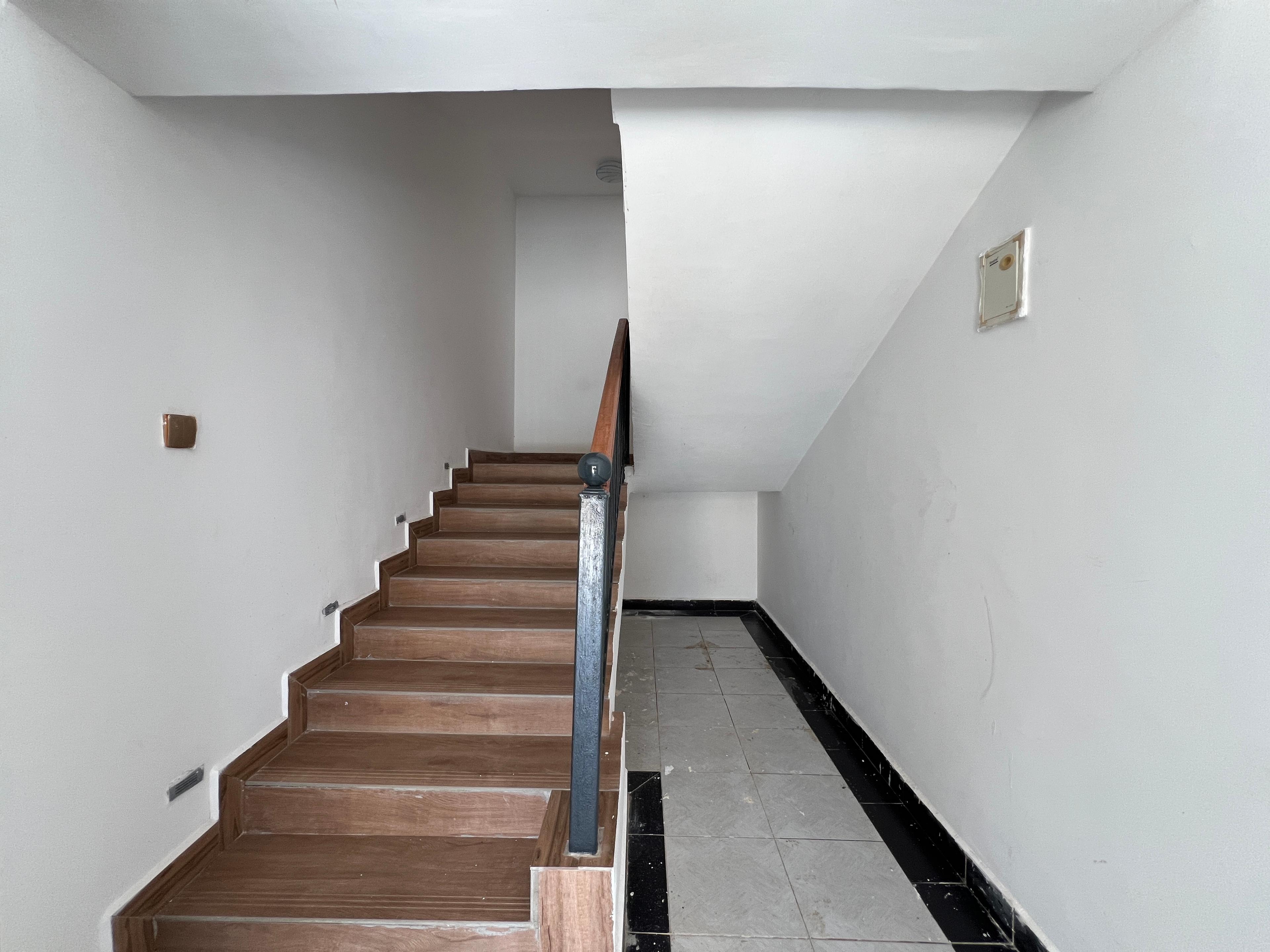 7BR Mansion on Sale in Kenyatta road  - Image 16