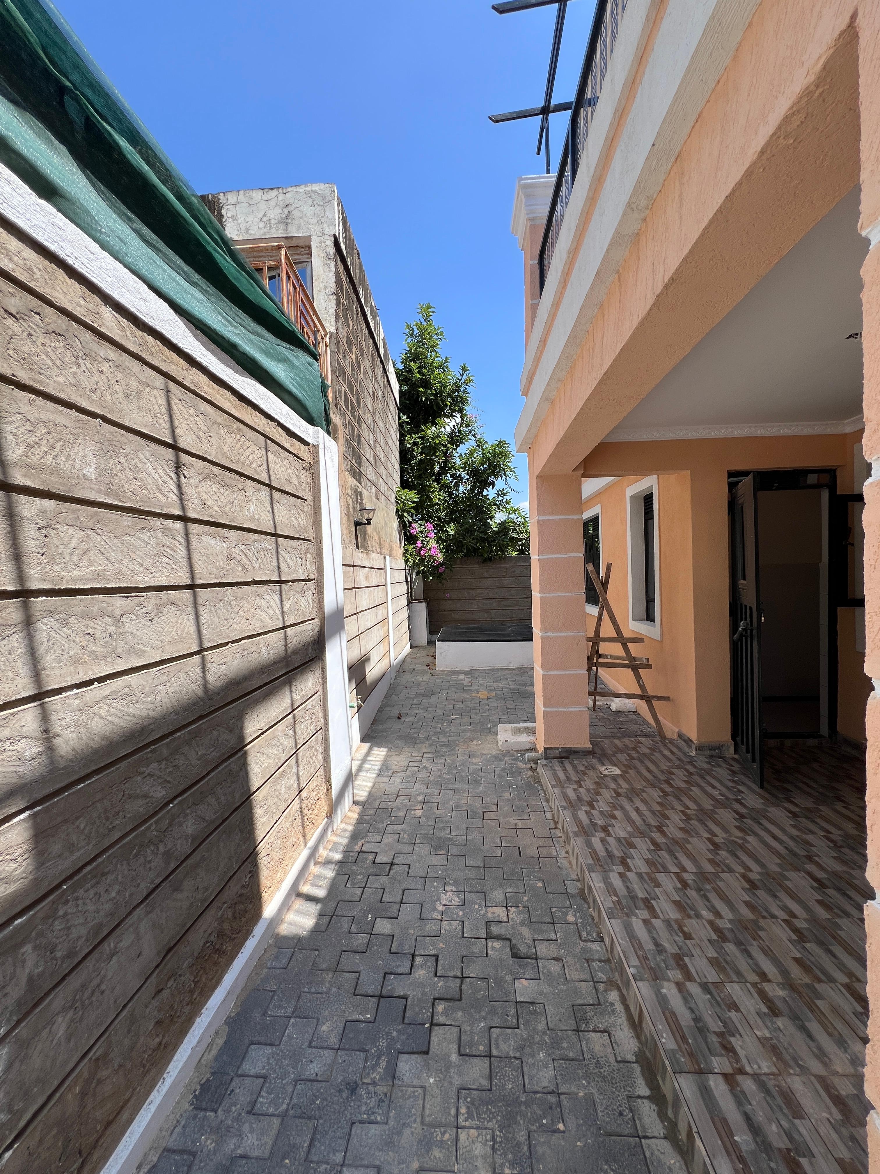 7BR Mansion on Sale in Kenyatta road  - Image 22