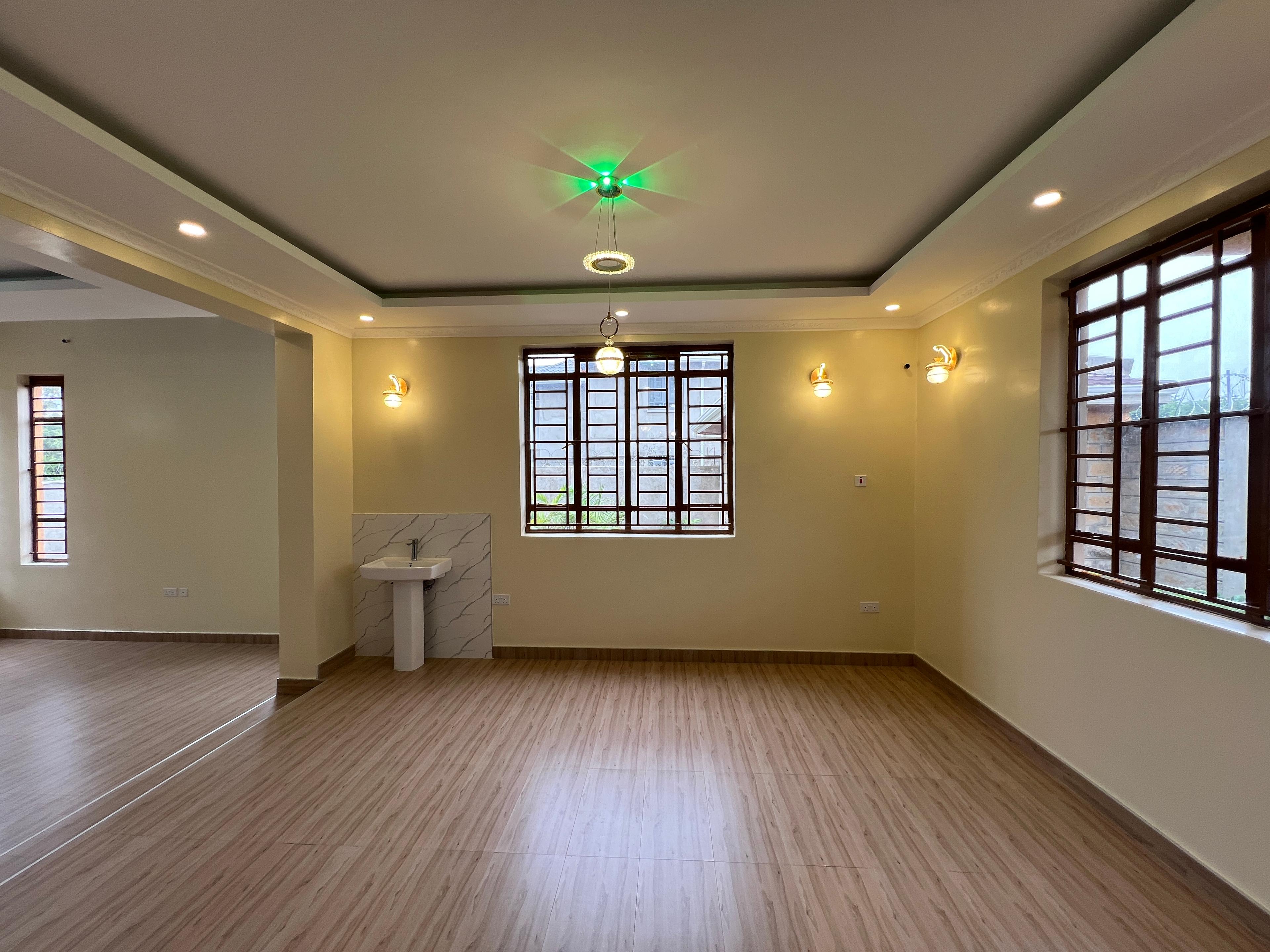 4BR Mansion on Sale in Rongai  - Image 3