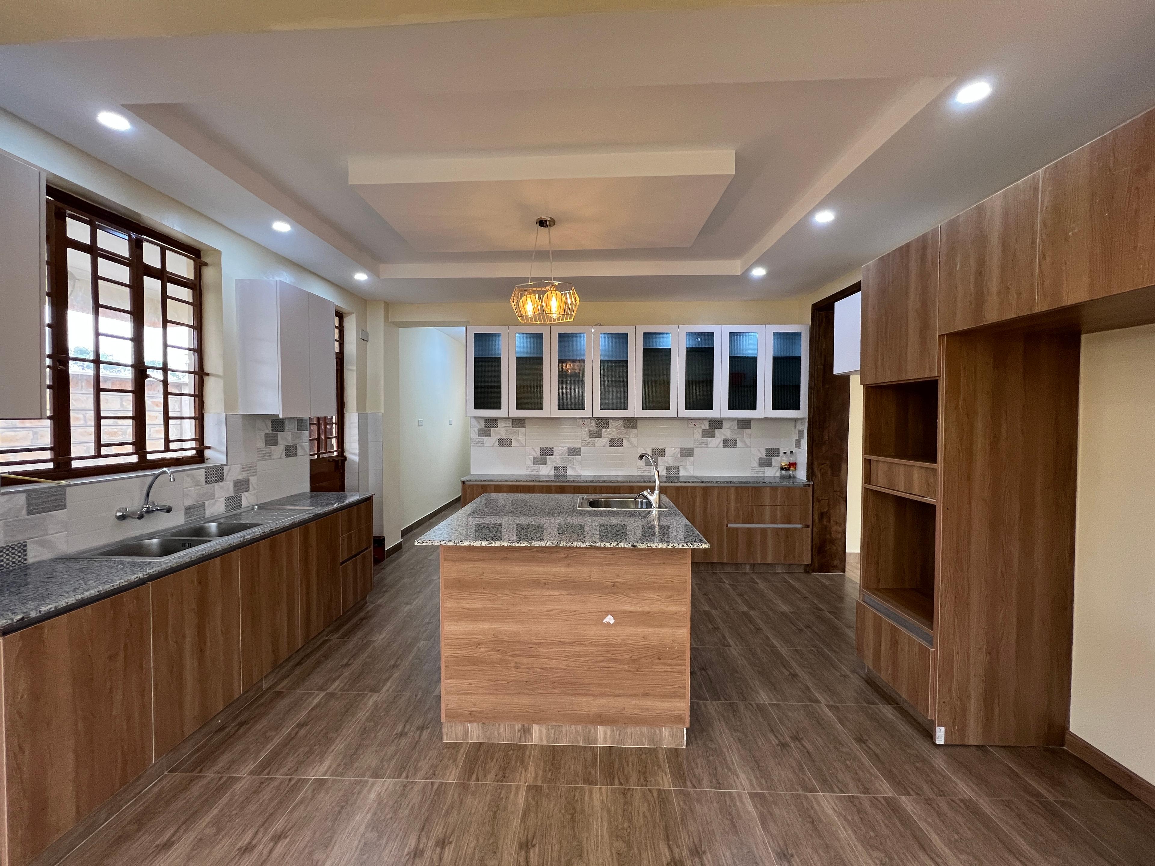 4BR Mansion on Sale in Rongai  - Image 8
