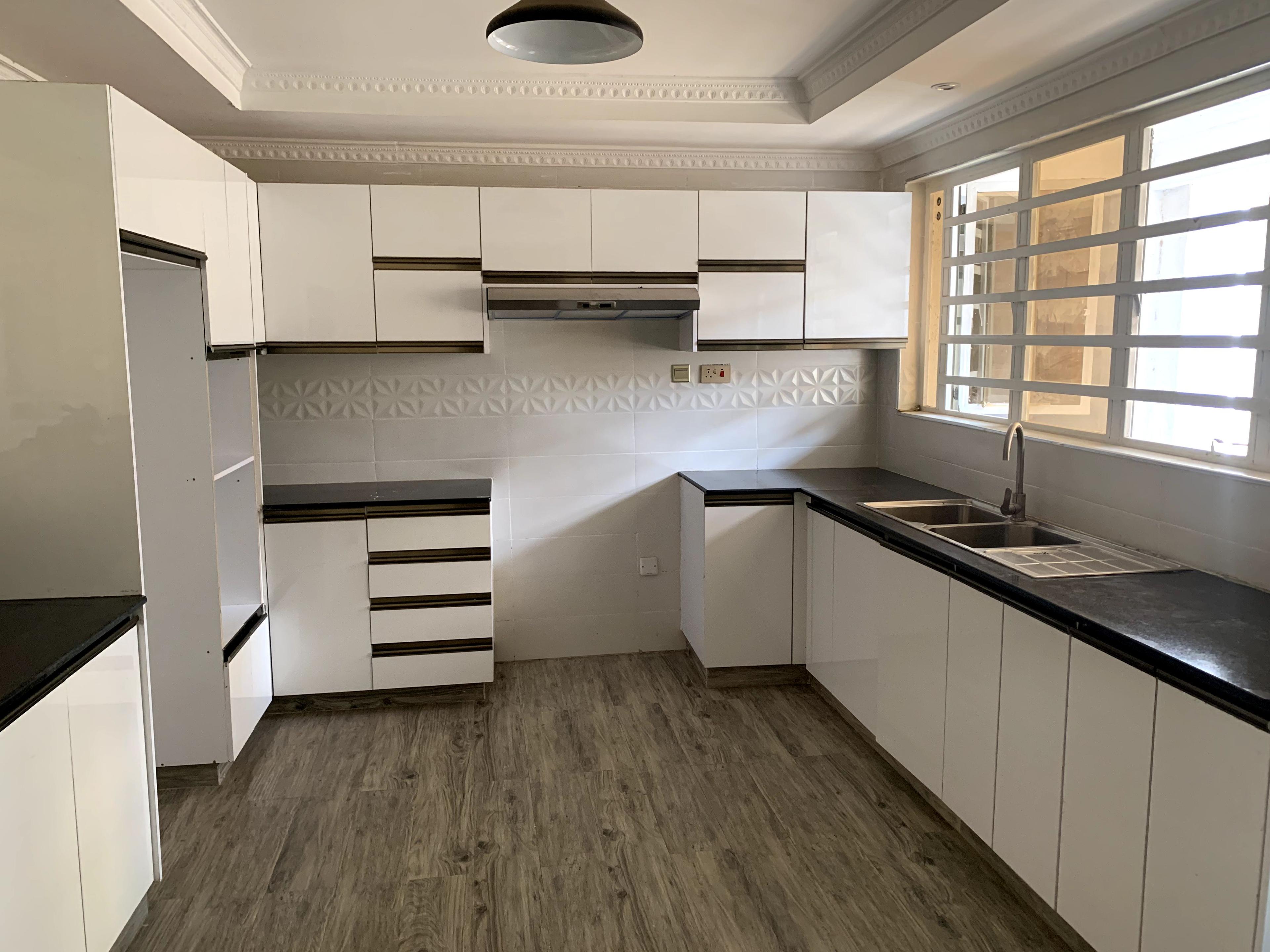 4BR Mansions on Sale in Kamakis Ruiru - Image 9