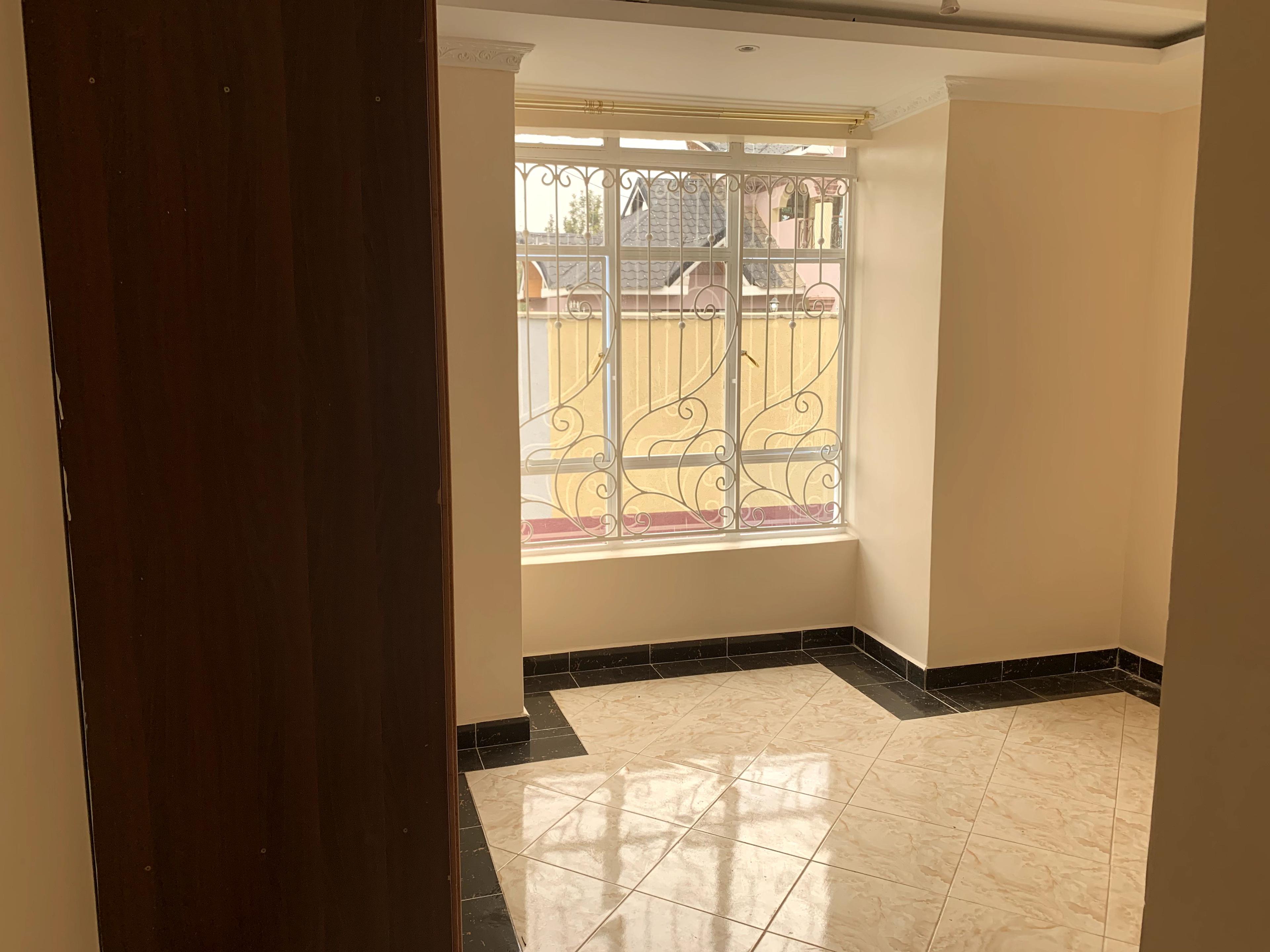 4BR Mansion on Sale in Matangi - Image 6