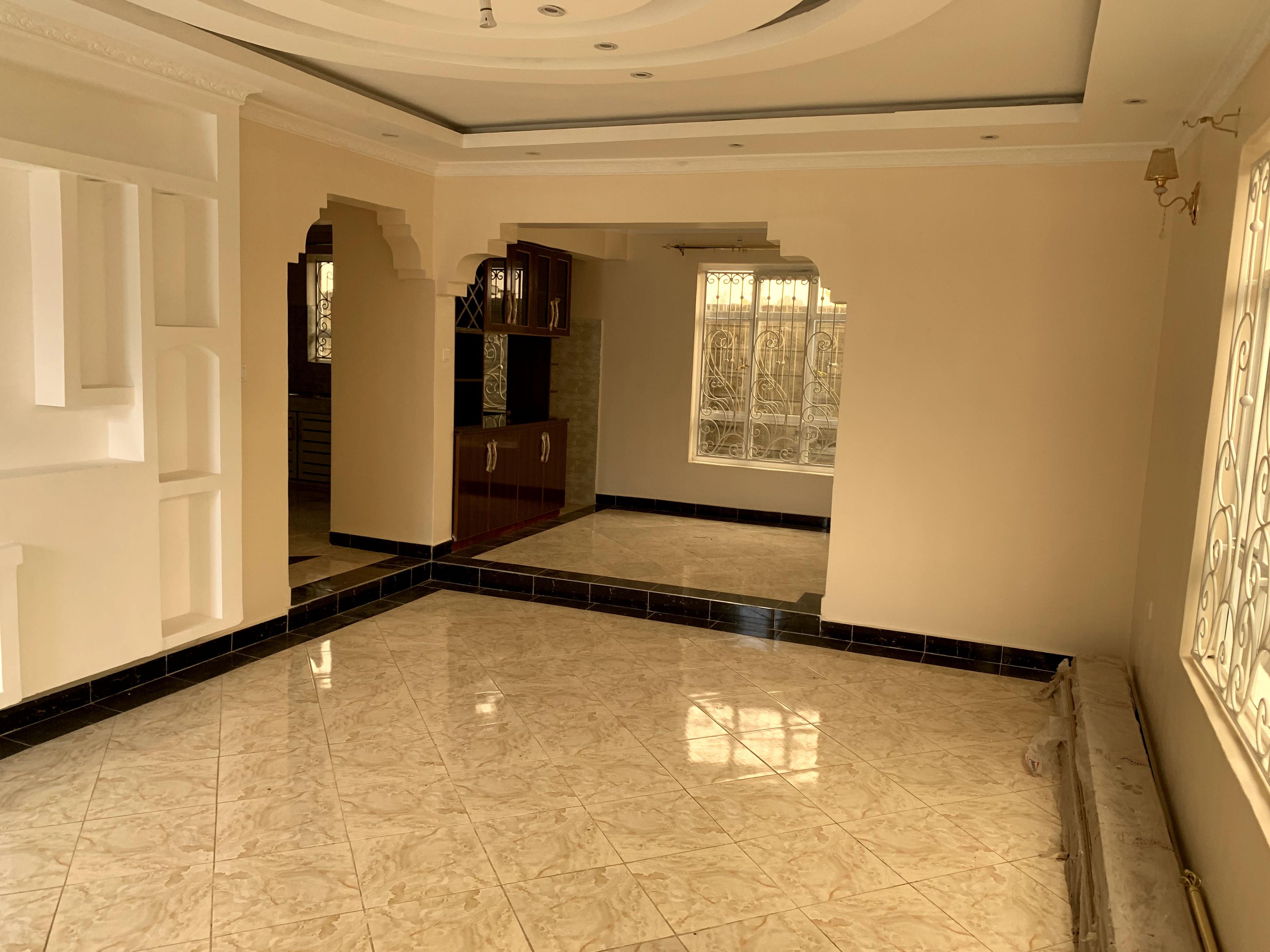 4BR Mansion on Sale in Matangi - Image 14