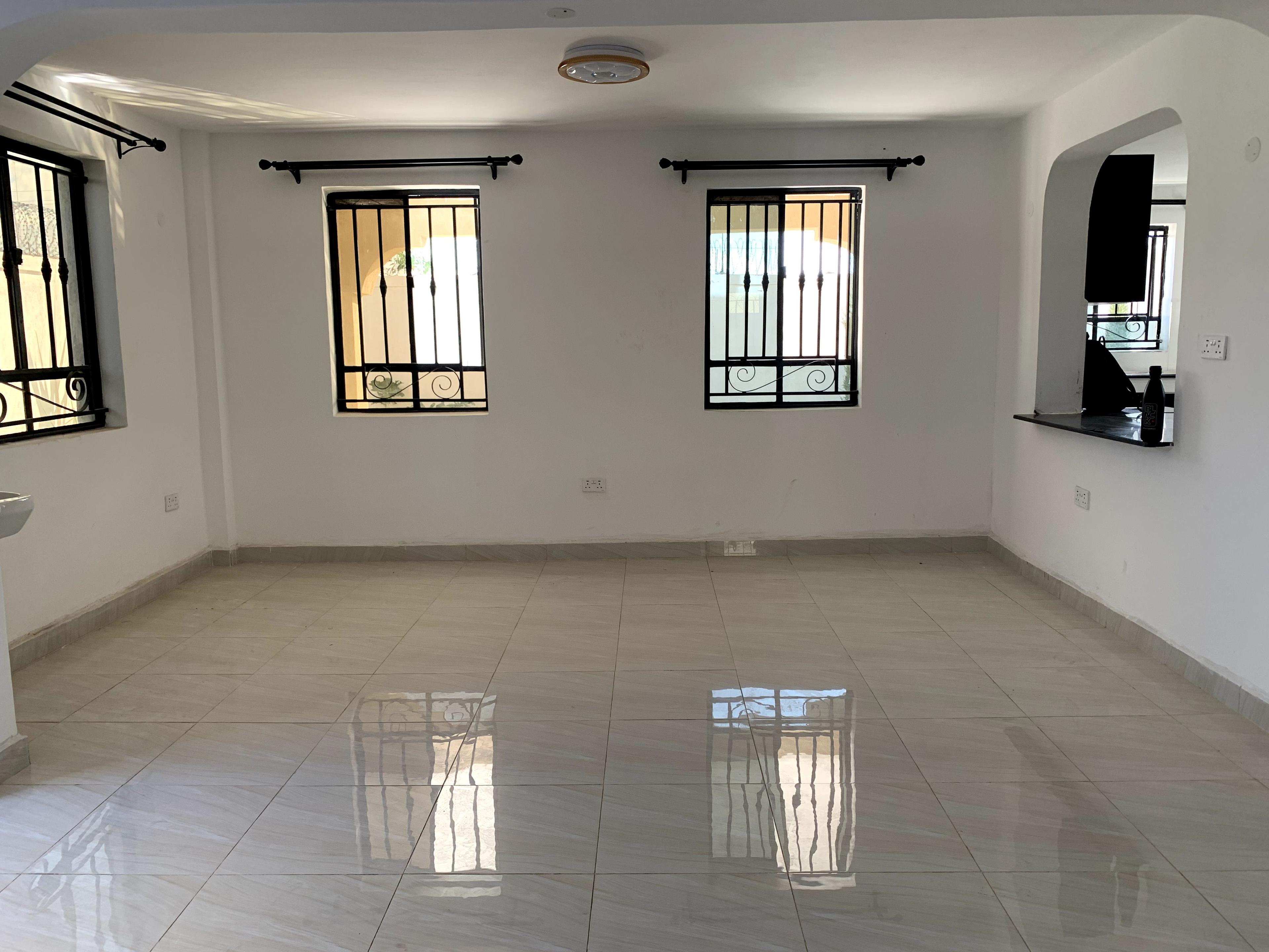 5BR HOME in Kitengela - Image 8