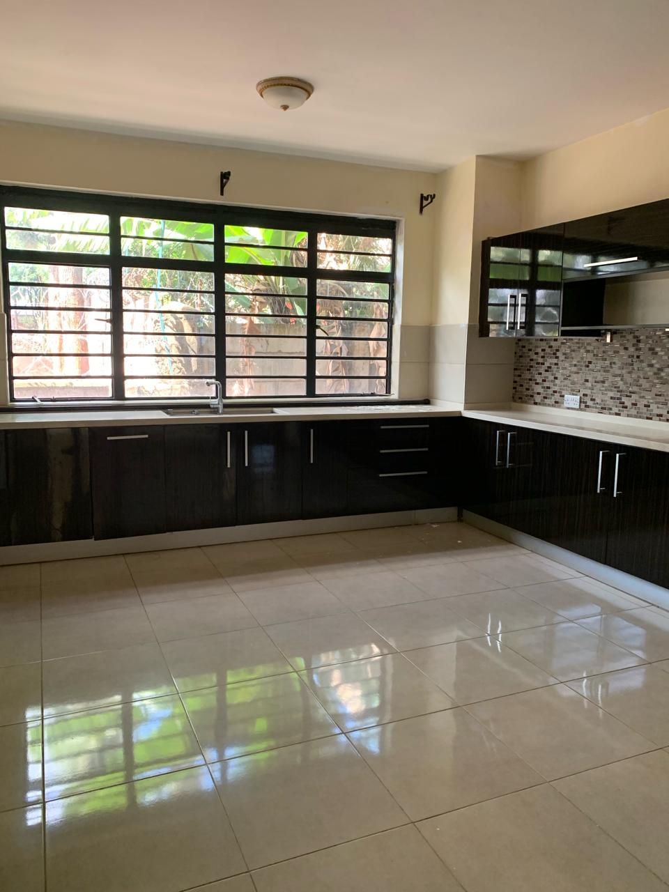 5BR Home To Let in Runda Gardens  - Image 7