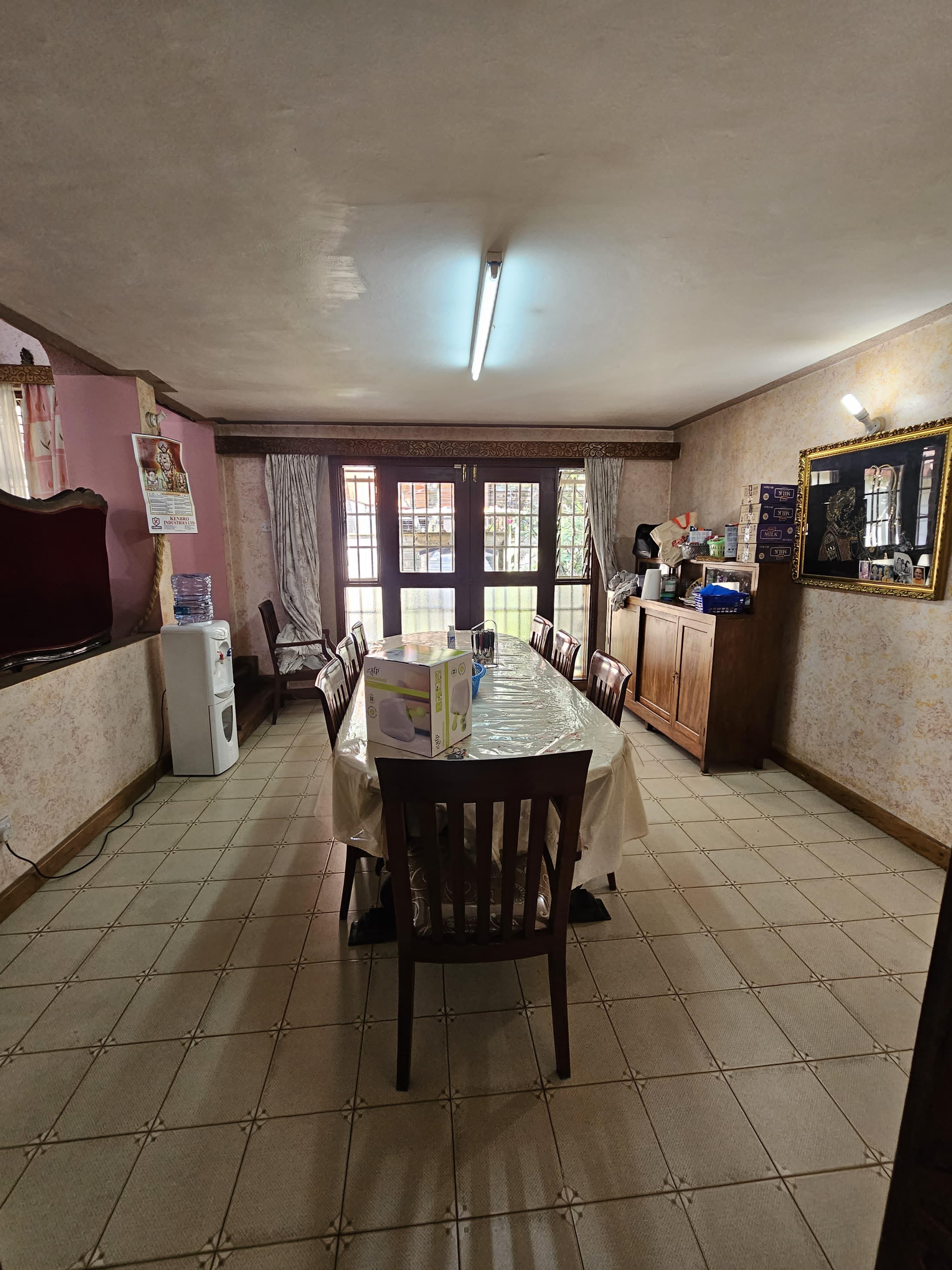 5-Bedroom Maisonette for Sale  Parklands - Image 7