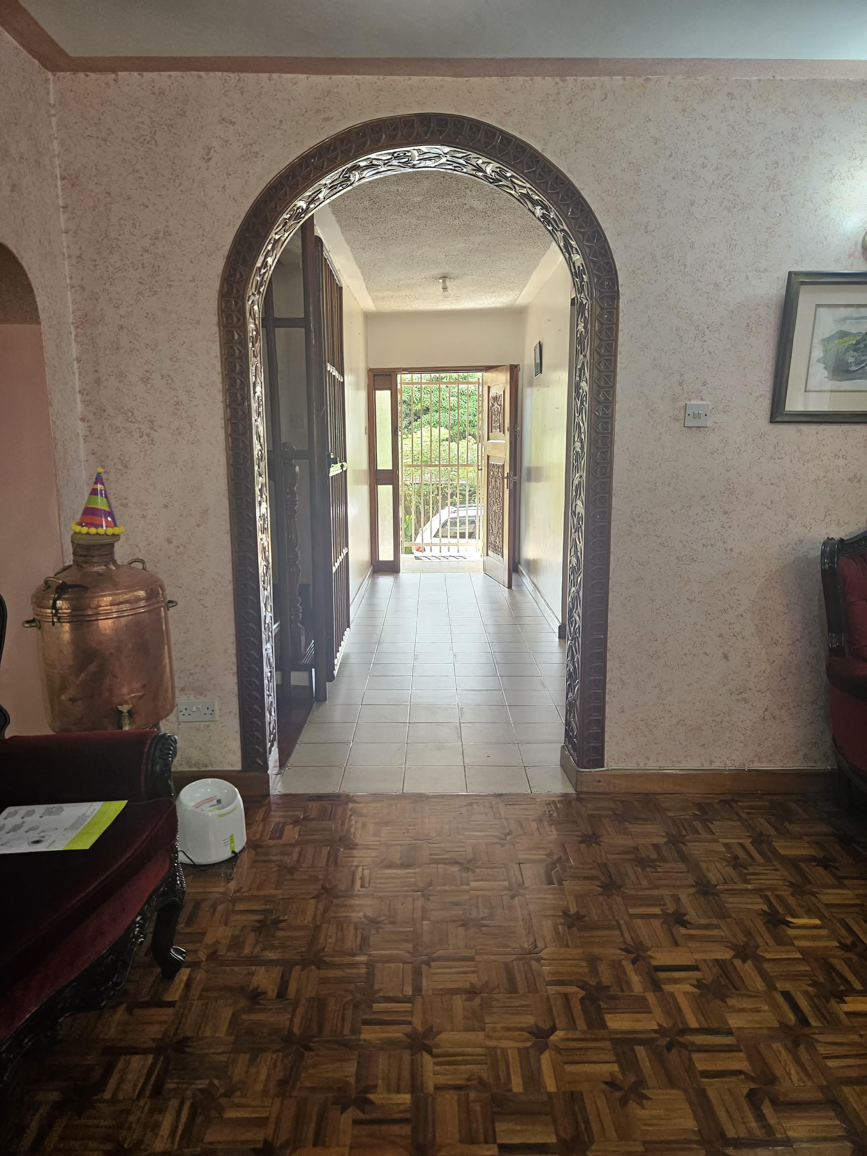 5-Bedroom Maisonette for Sale  Parklands - Image 12