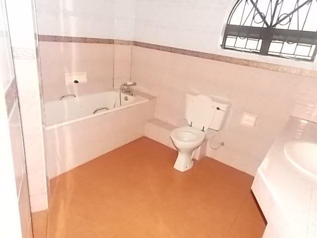 5BR Mansion to let in Westlands  - Image 15