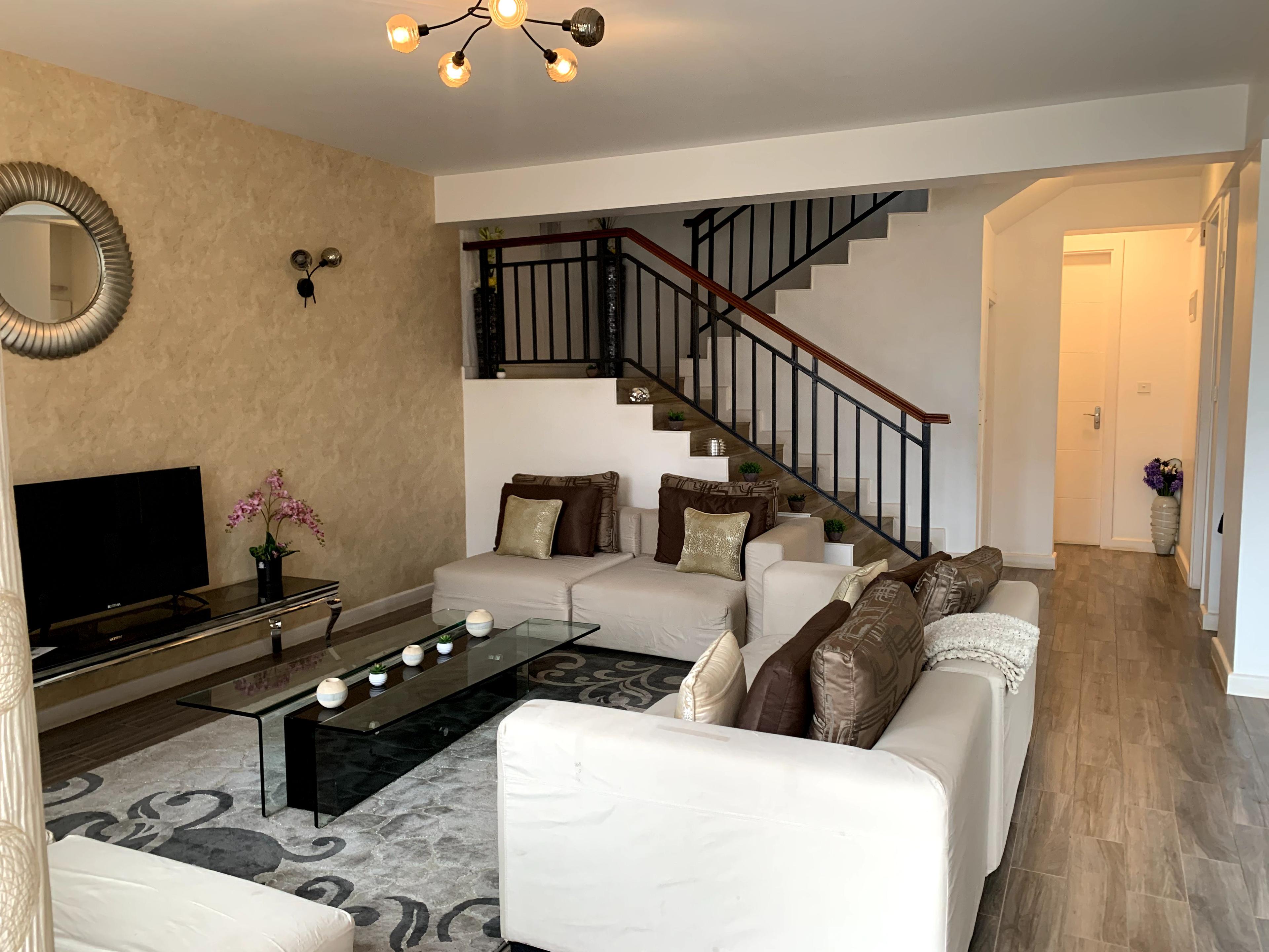 4 Bedroom homes on Sale in Runda  - Image 3