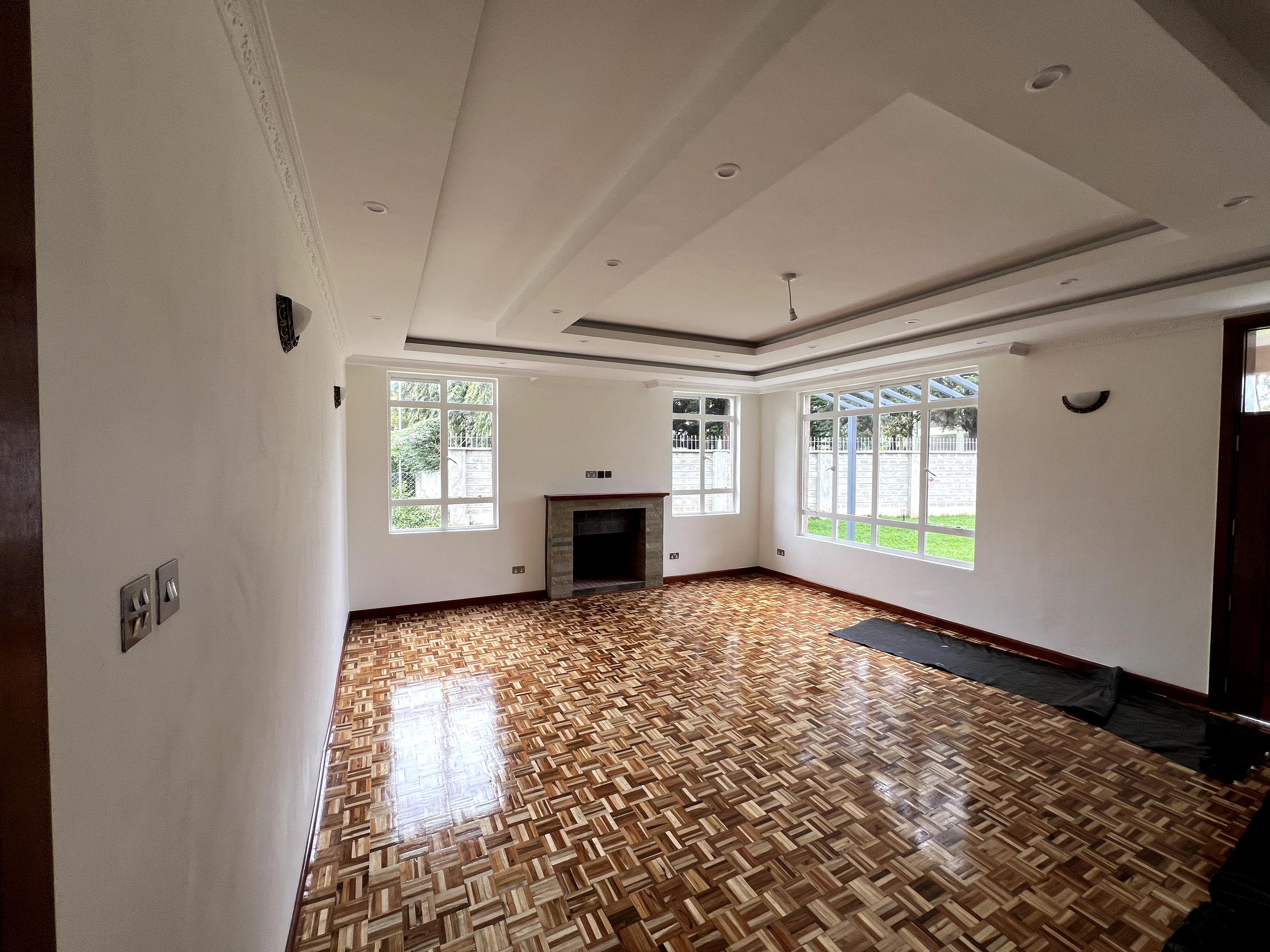 5BR Mansion on Sale in Garden Estate - Image 22