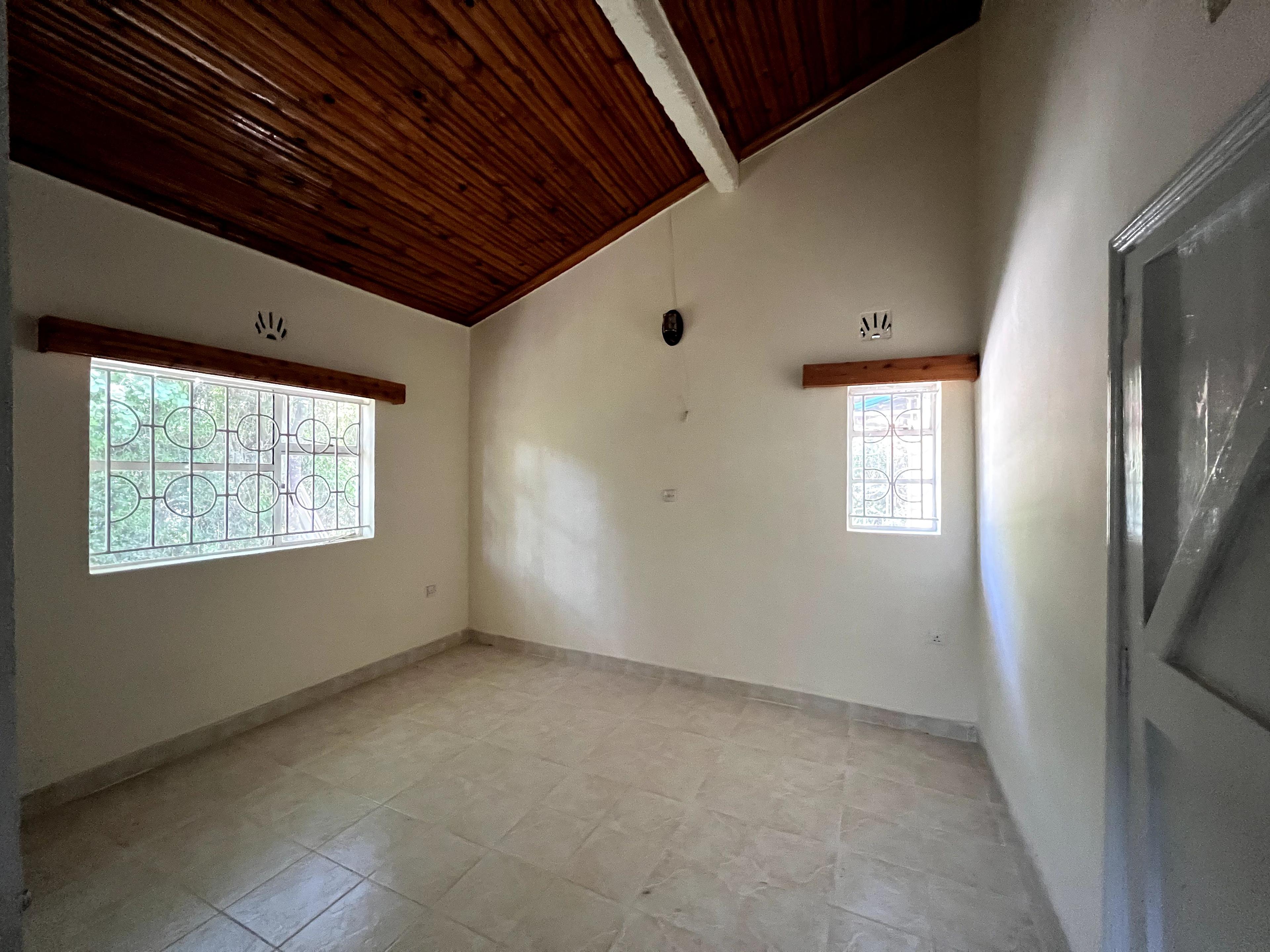 3-Bedroom House for Rent – Karen Bomas - Image 5