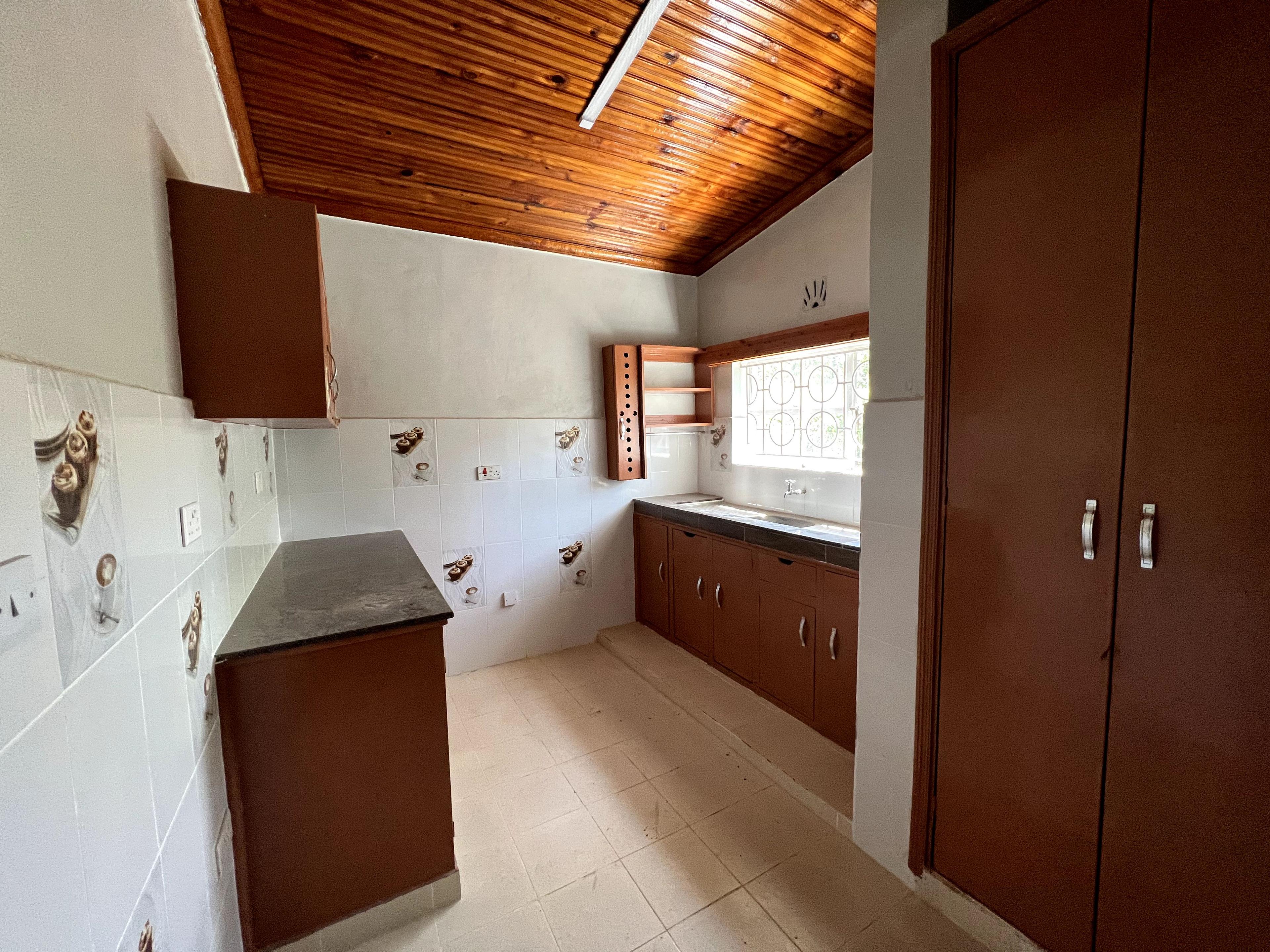 3-Bedroom House for Rent – Karen Bomas - Image 17