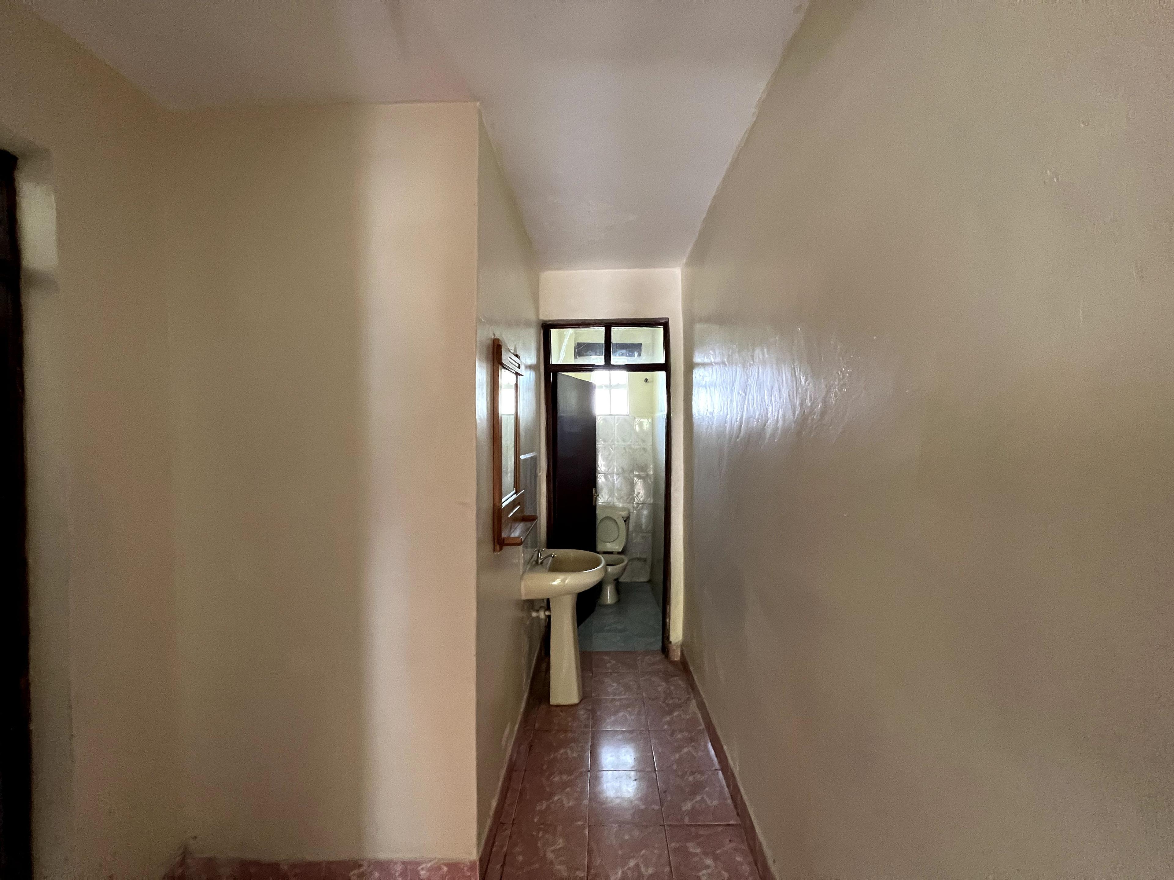 4-Bedroom House for Rent – Karen Plains - Image 5