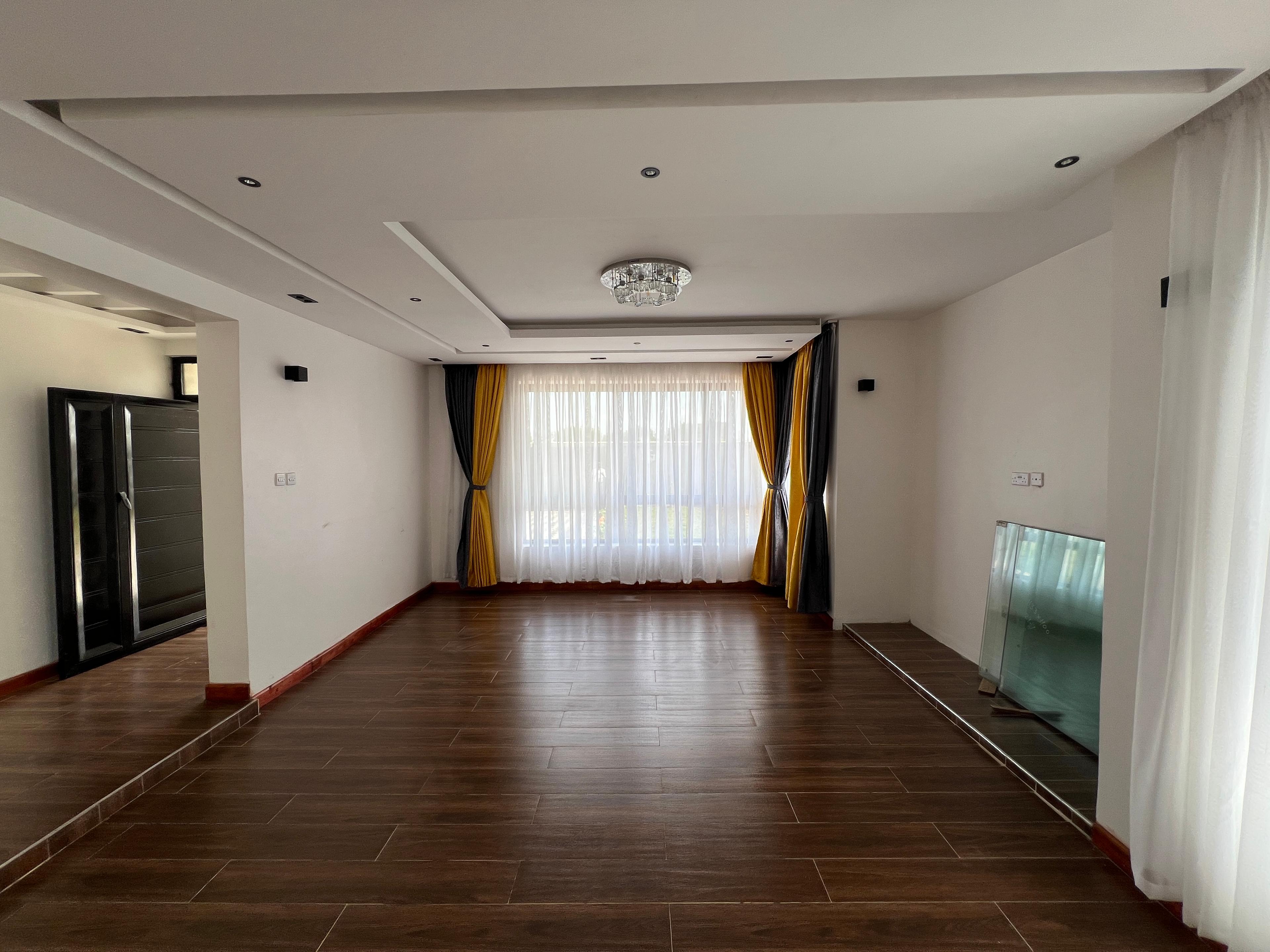  Luxurious Villas for Sale in Kenyatta Road - Image 2