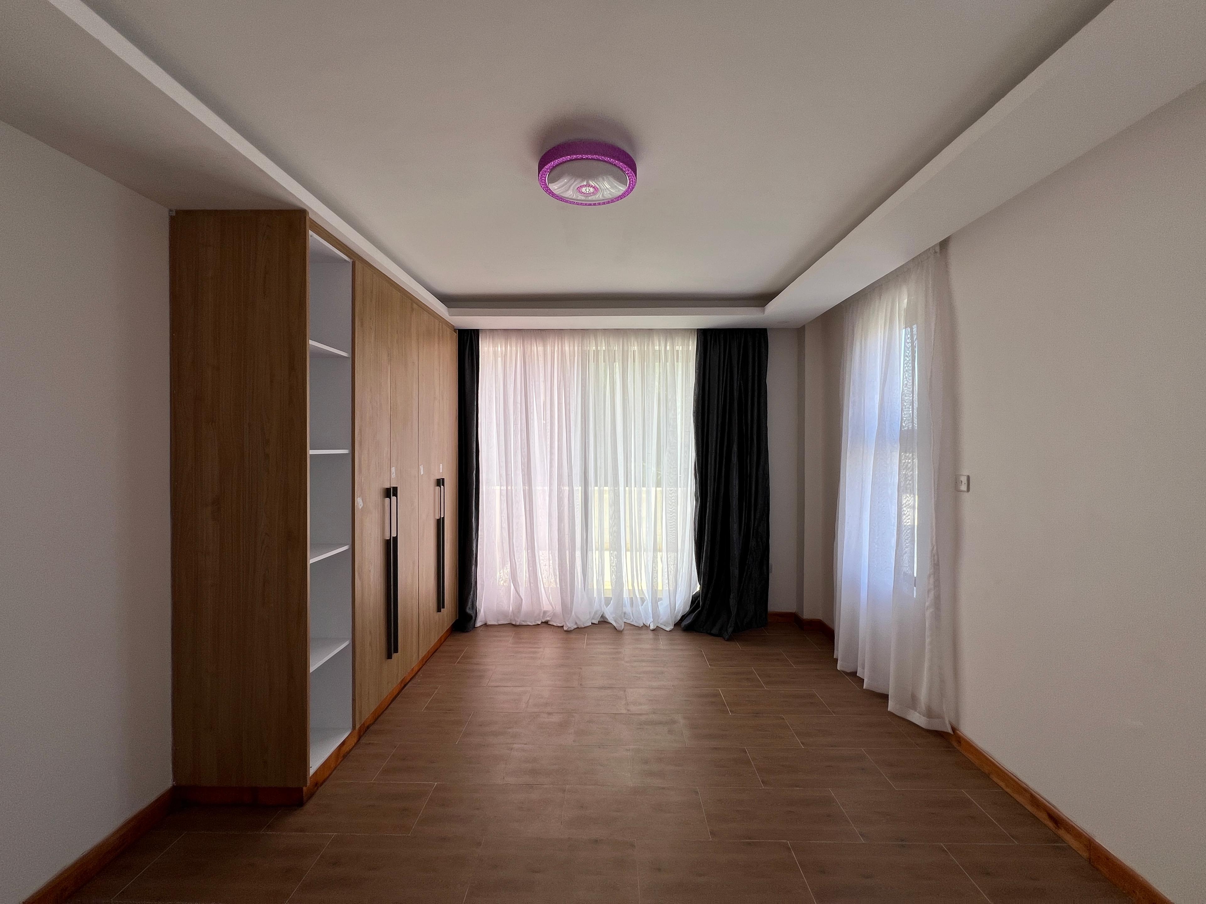  Luxurious Villas for Sale in Kenyatta Road - Image 18