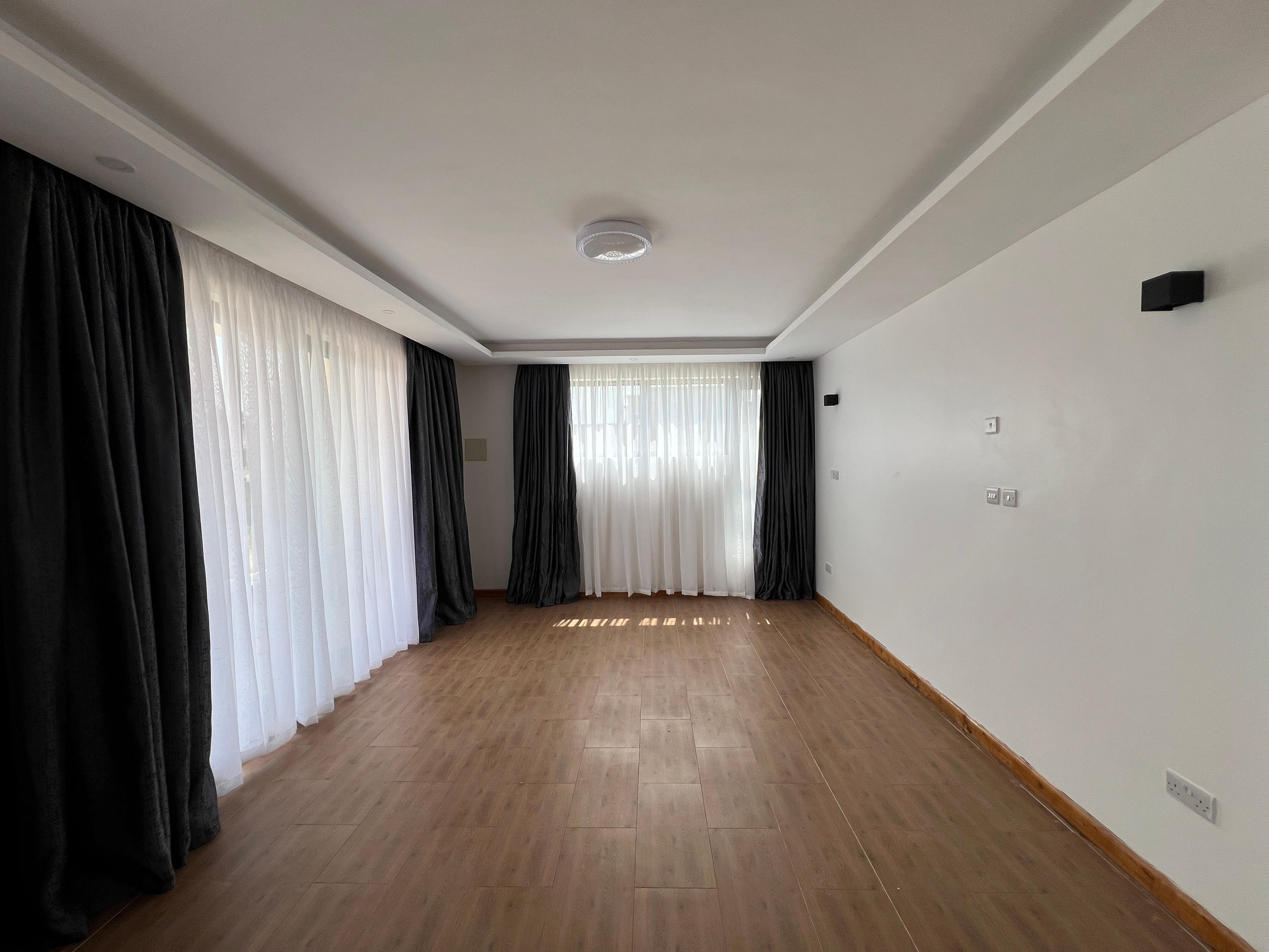  Luxurious Villas for Sale in Kenyatta Road - Image 21