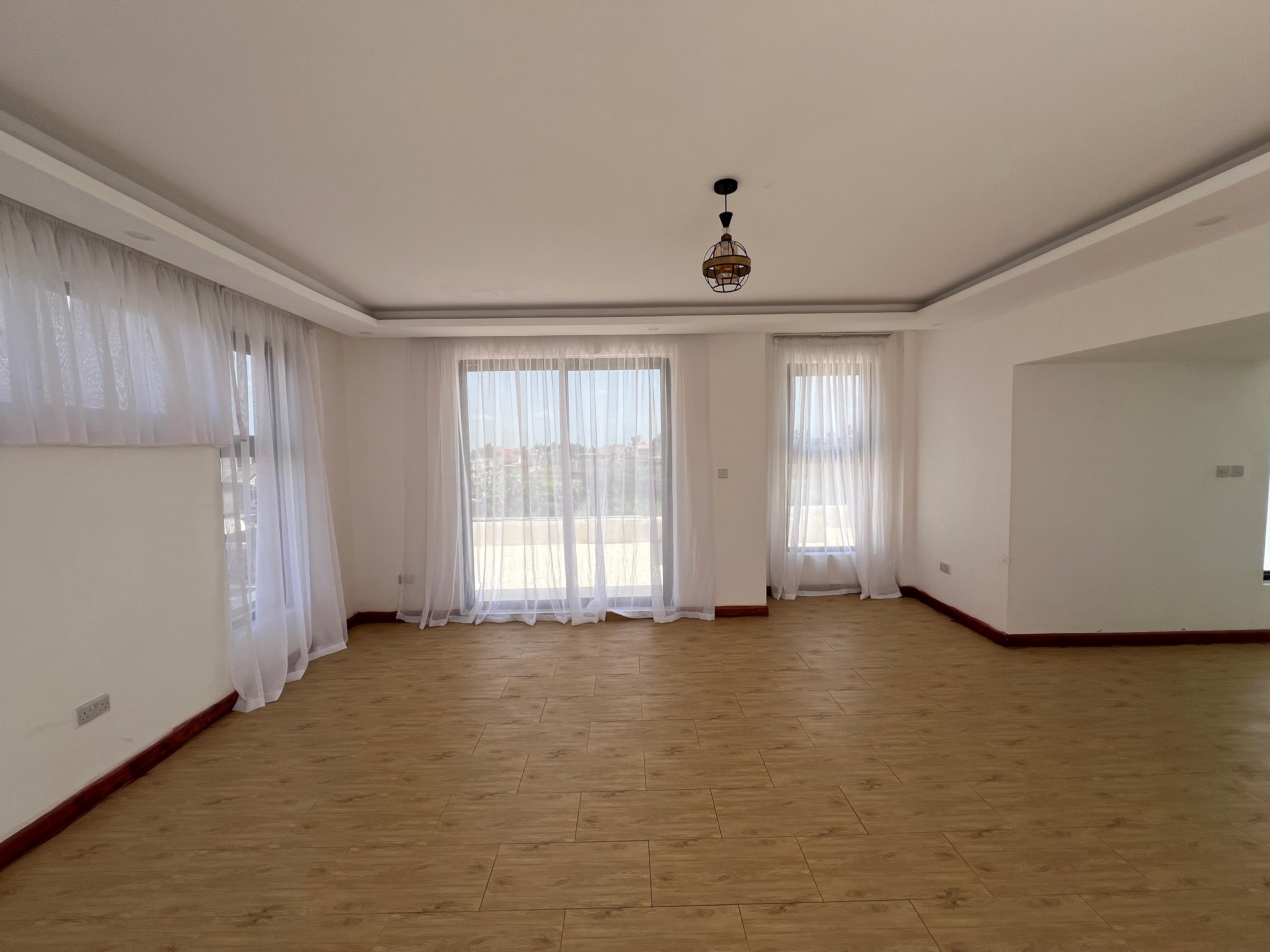  Luxurious Villas for Sale in Kenyatta Road - Image 35