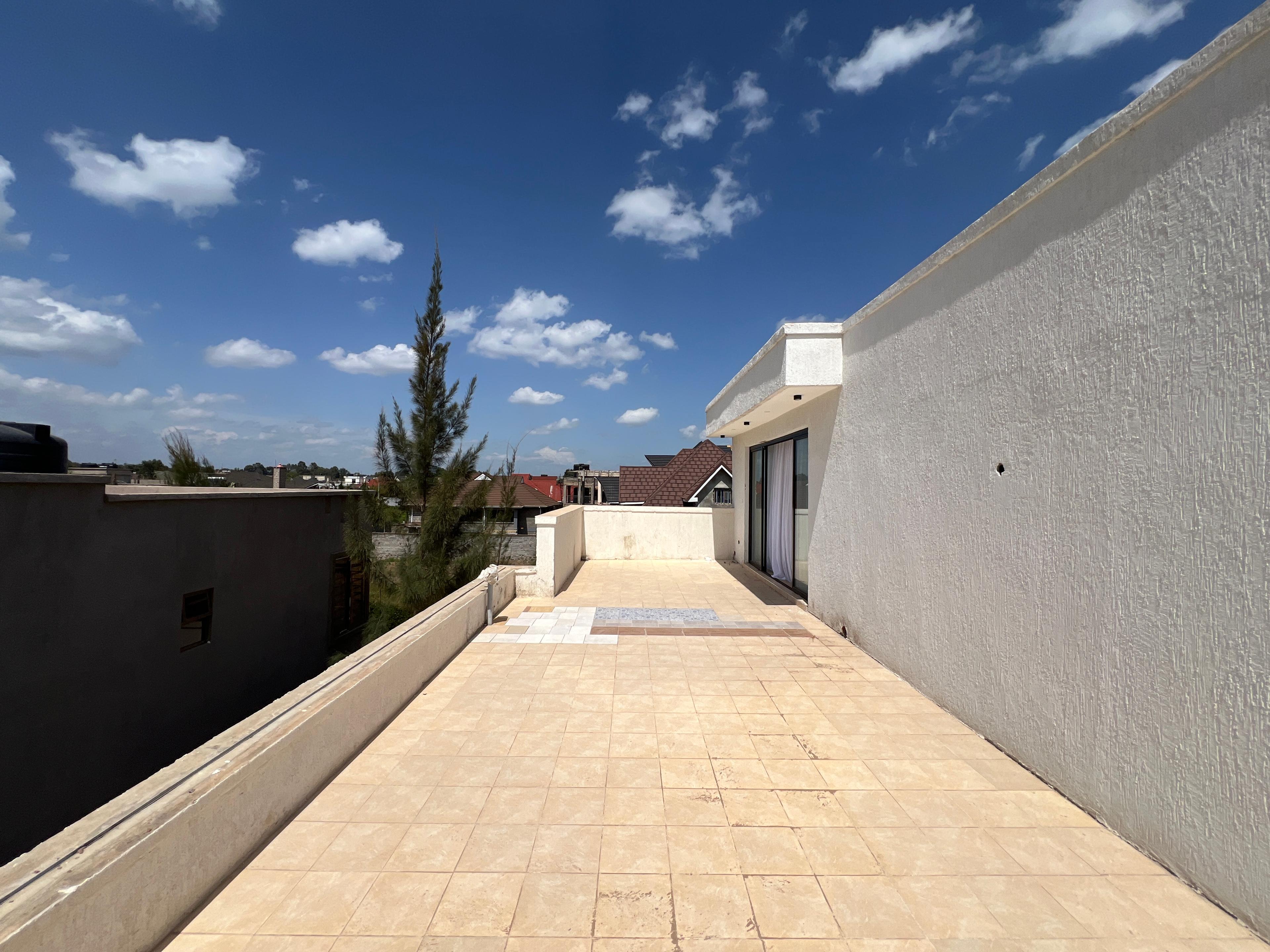  Luxurious Villas for Sale in Kenyatta Road - Image 30