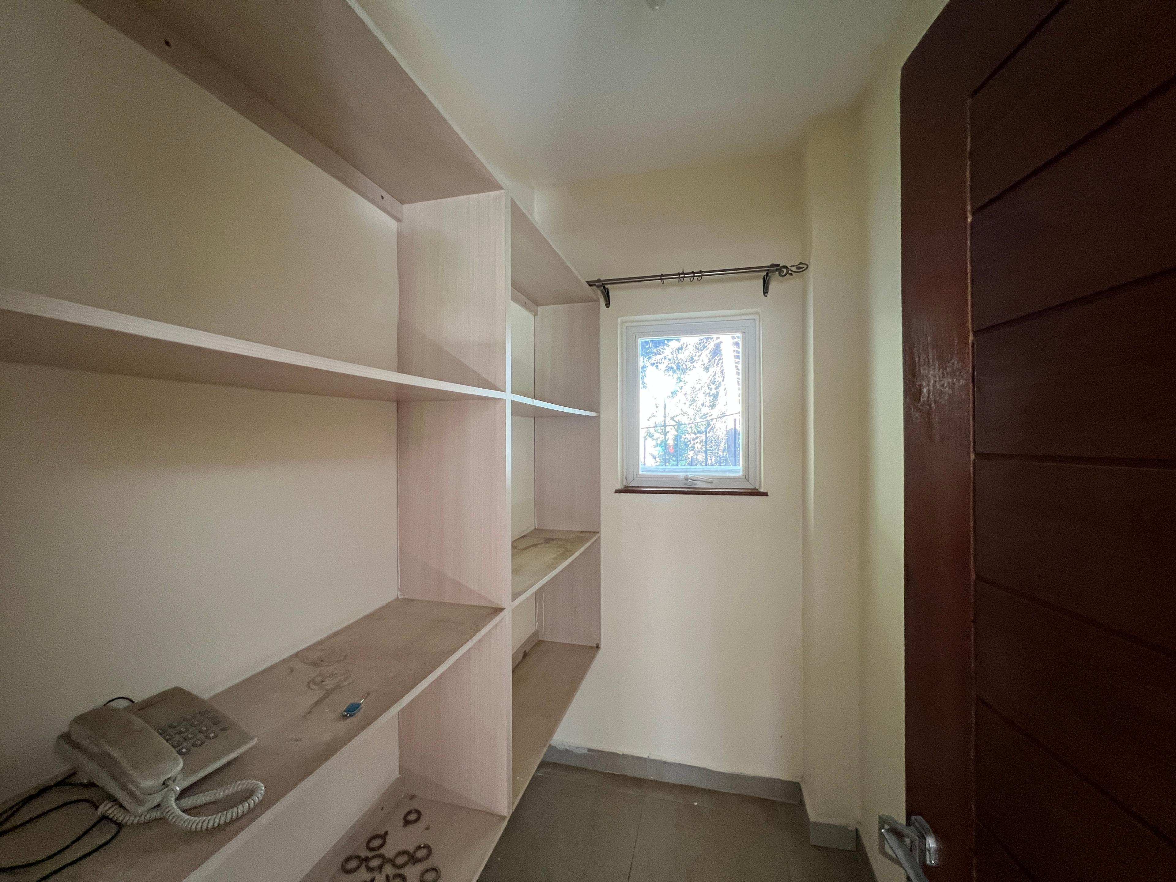 5-Bedroom Mansion for Sale in Lavington - Image 9