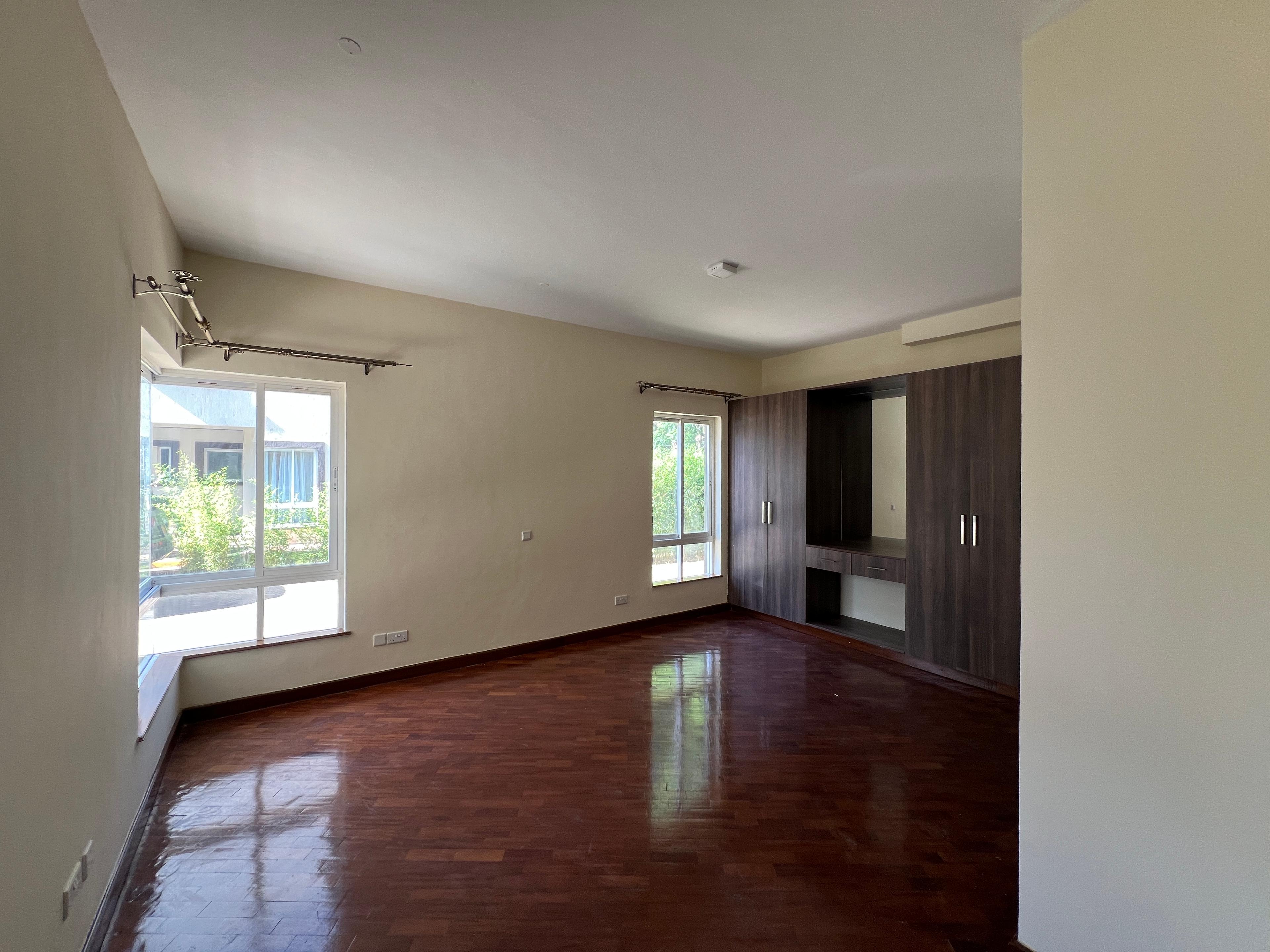 5-Bedroom Mansion for Sale in Lavington - Image 15