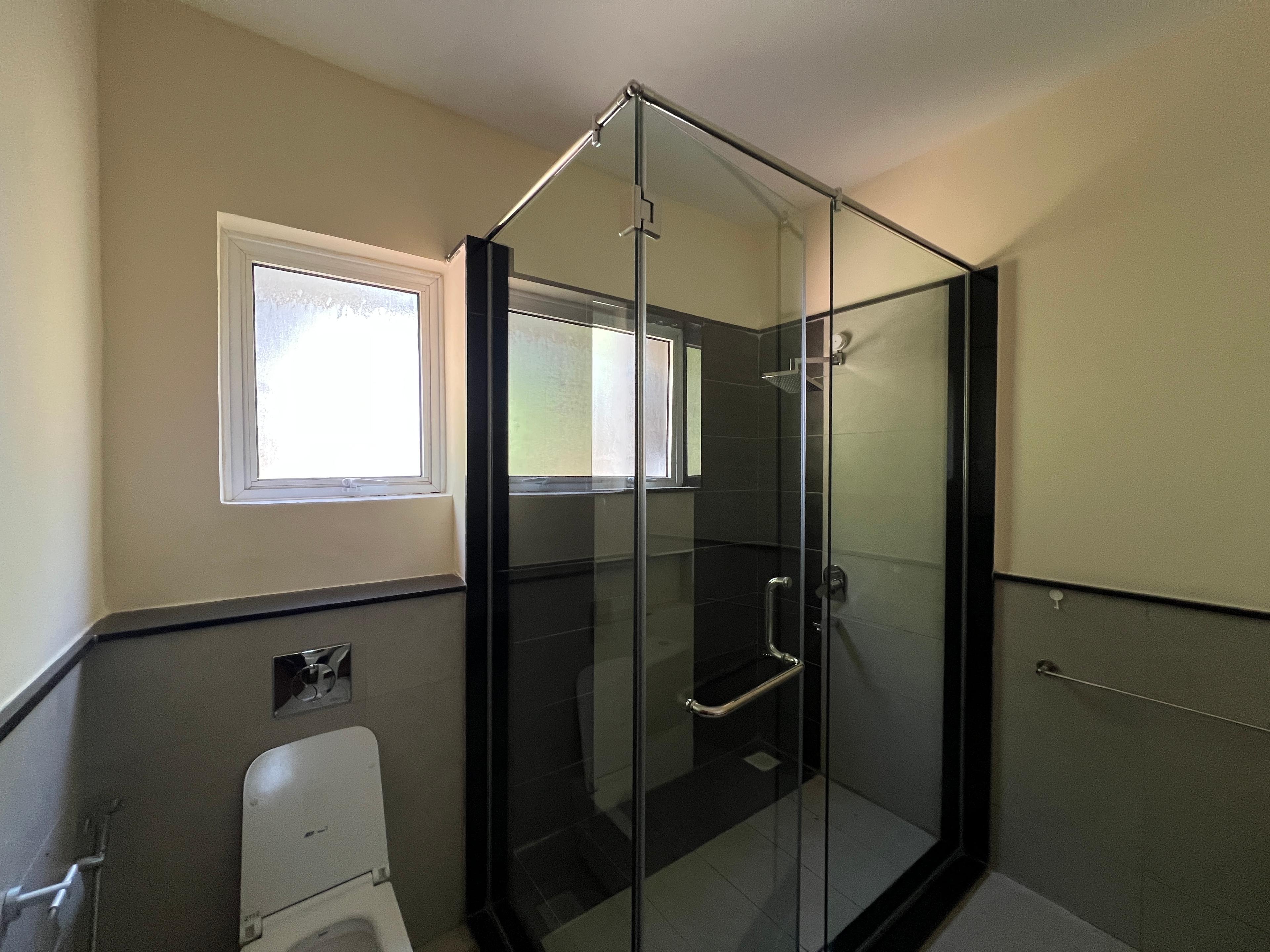 5-Bedroom Mansion for Sale in Lavington - Image 20