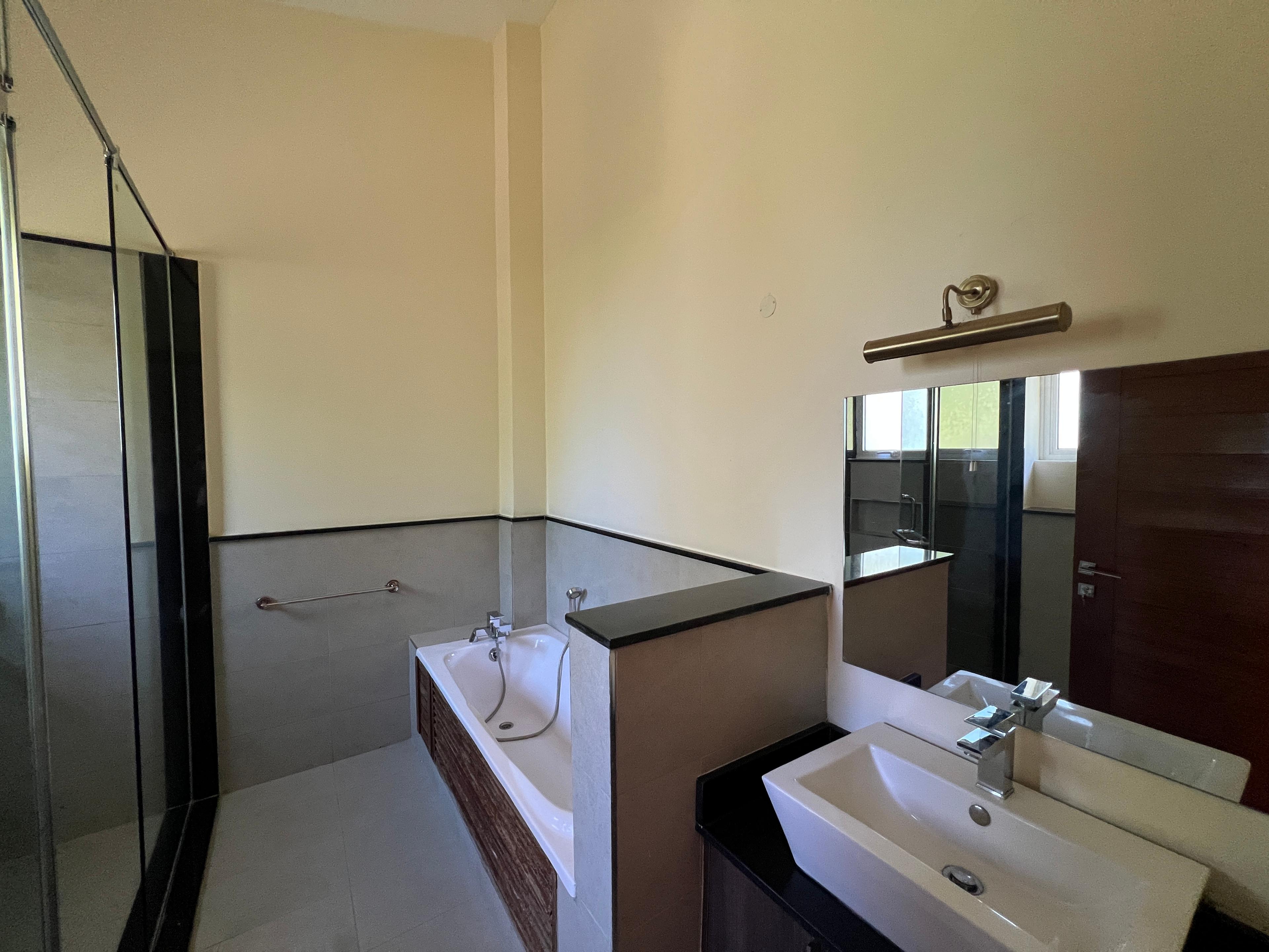 5-Bedroom Mansion for Sale in Lavington - Image 35