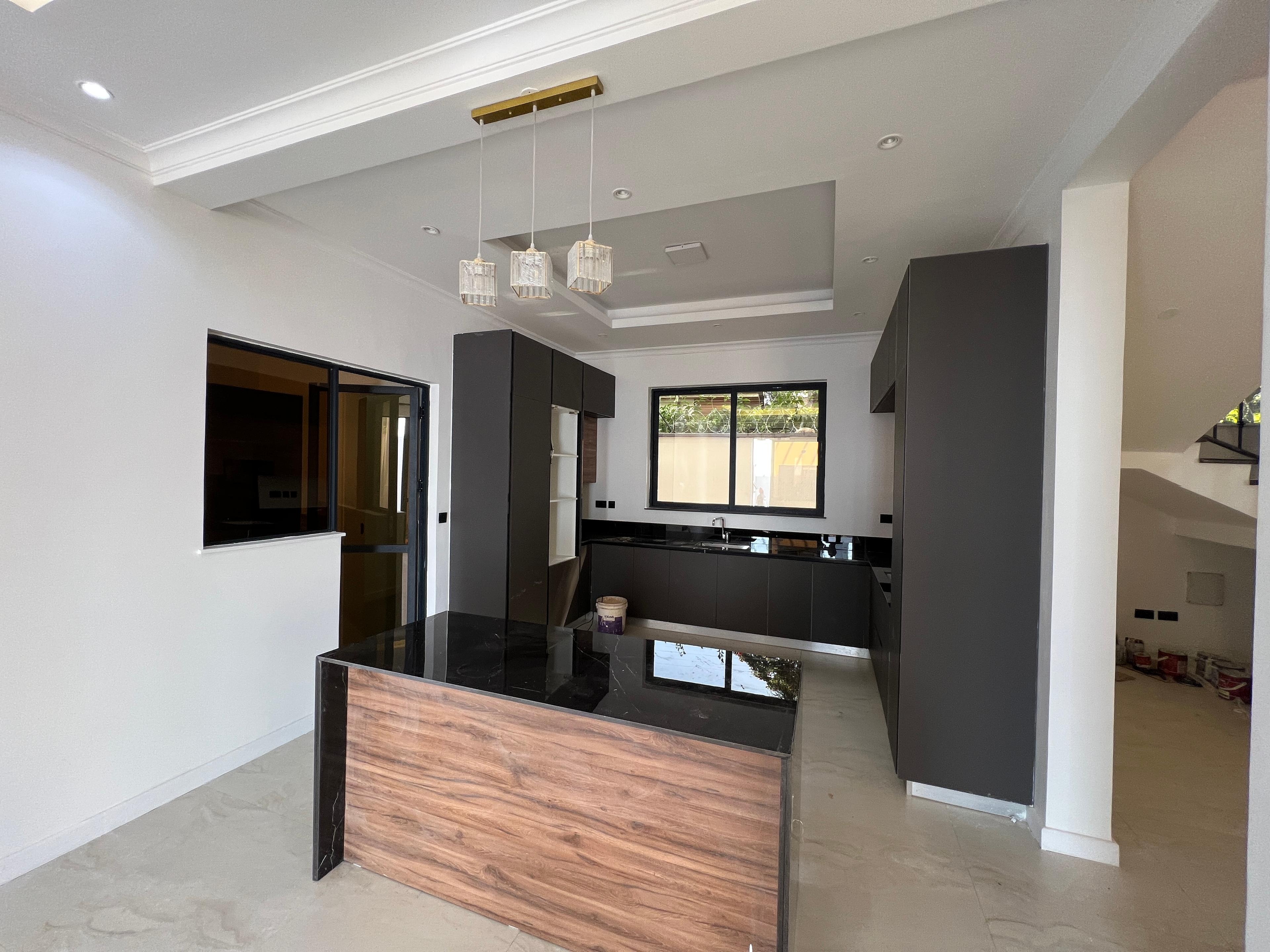 4-Bedroom Mansion for Sale in Lavington - Image 5
