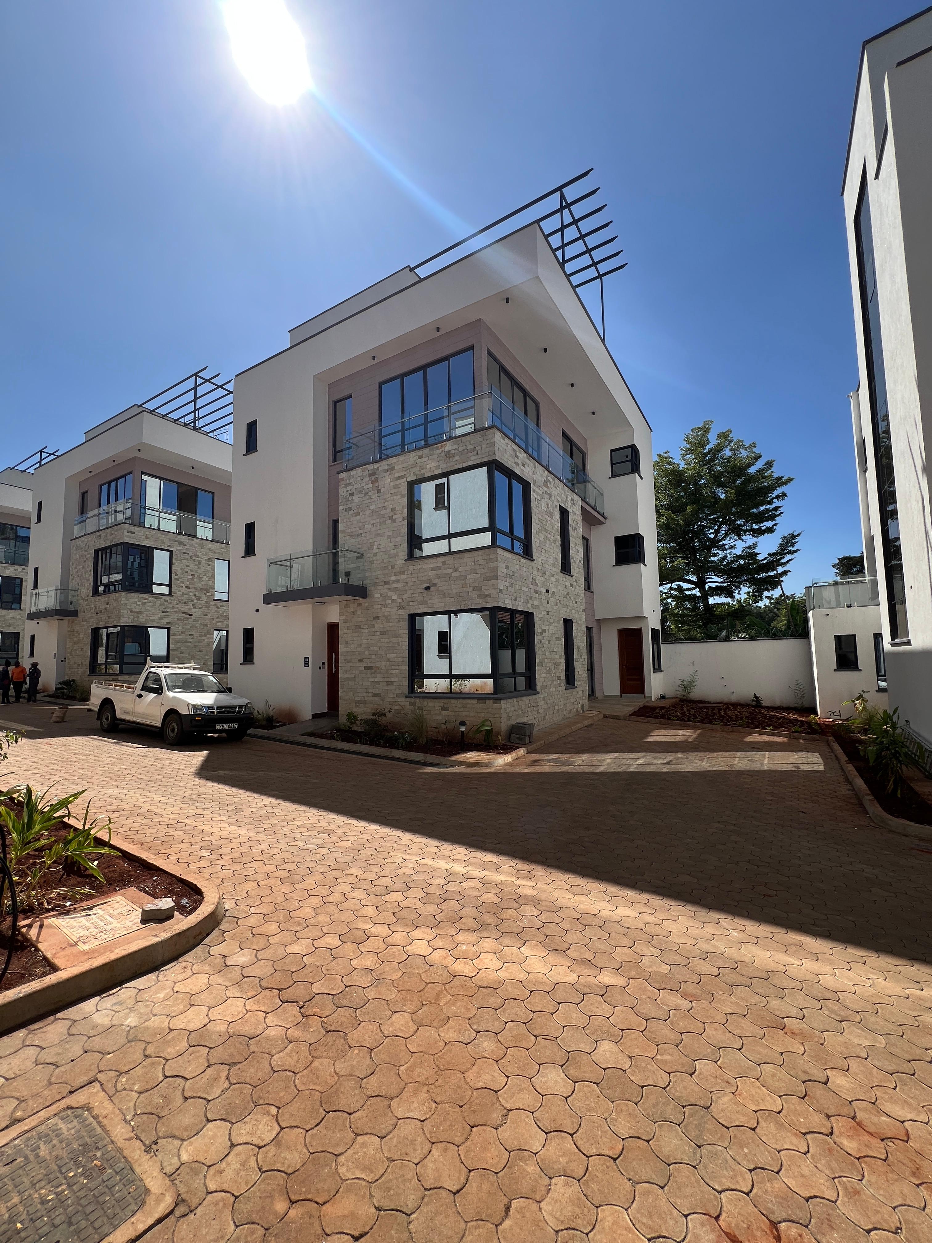 4-Bedroom Mansion for Sale in Lavington - Image 12