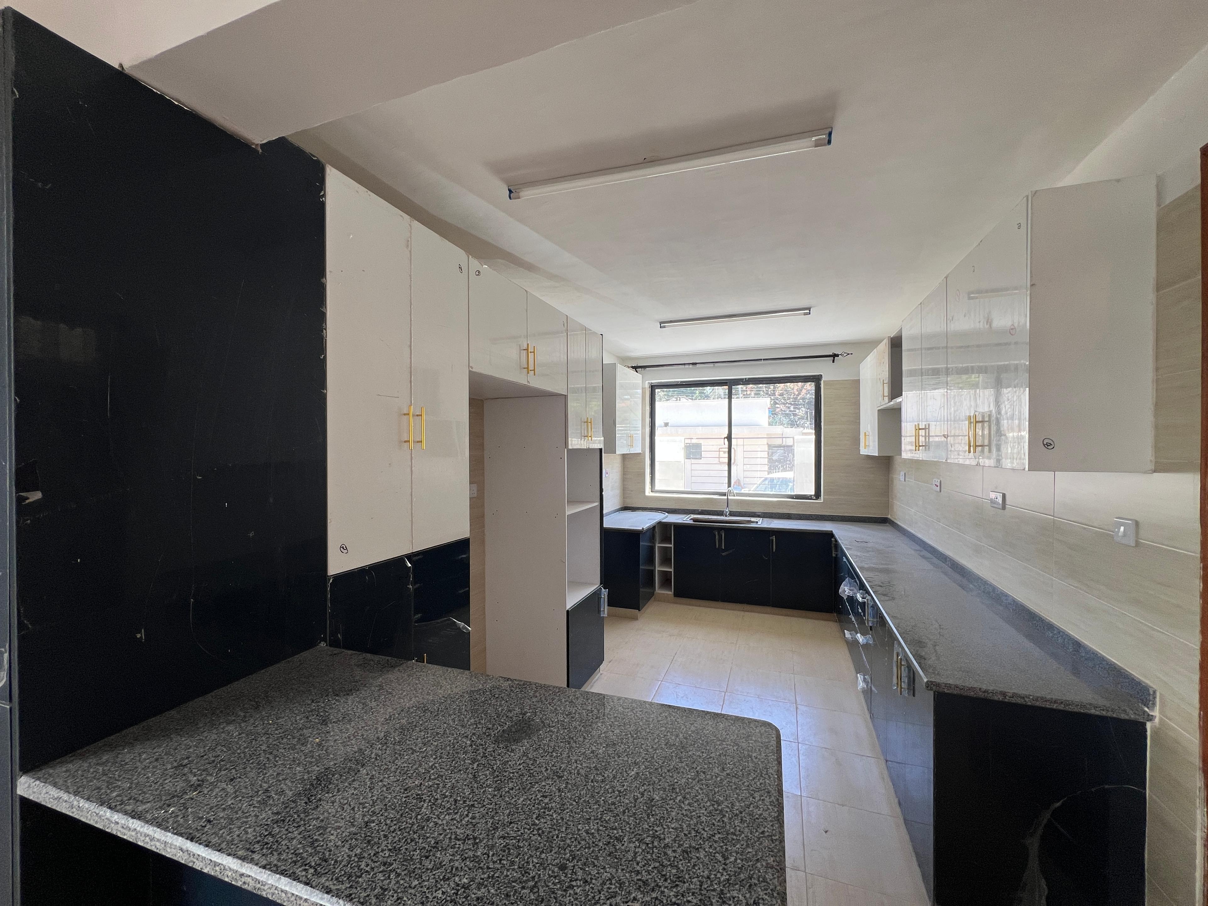 4-Bedroom Mansion for Sale in Lavington - Image 5