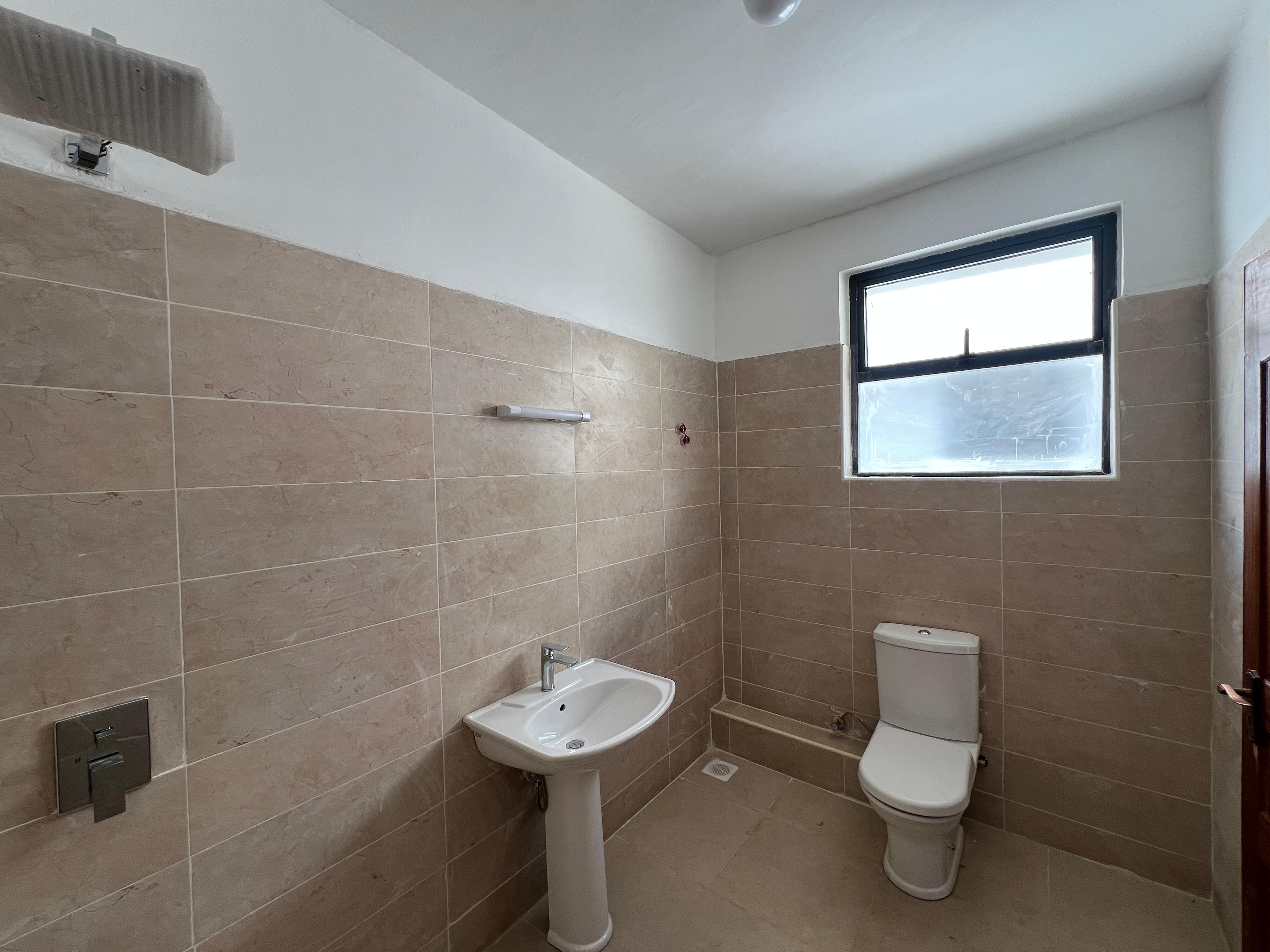 4-Bedroom Mansion for Sale in Lavington - Image 16