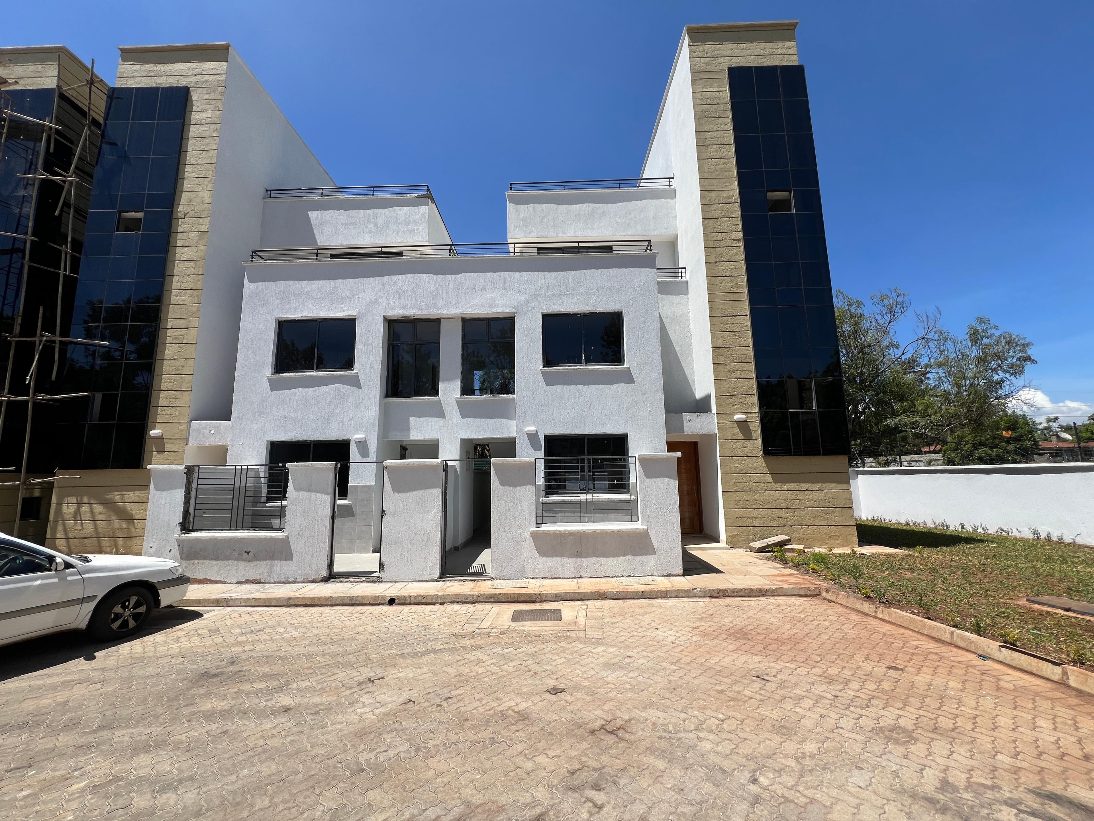 4-Bedroom Mansion for Sale in Lavington - Image 21