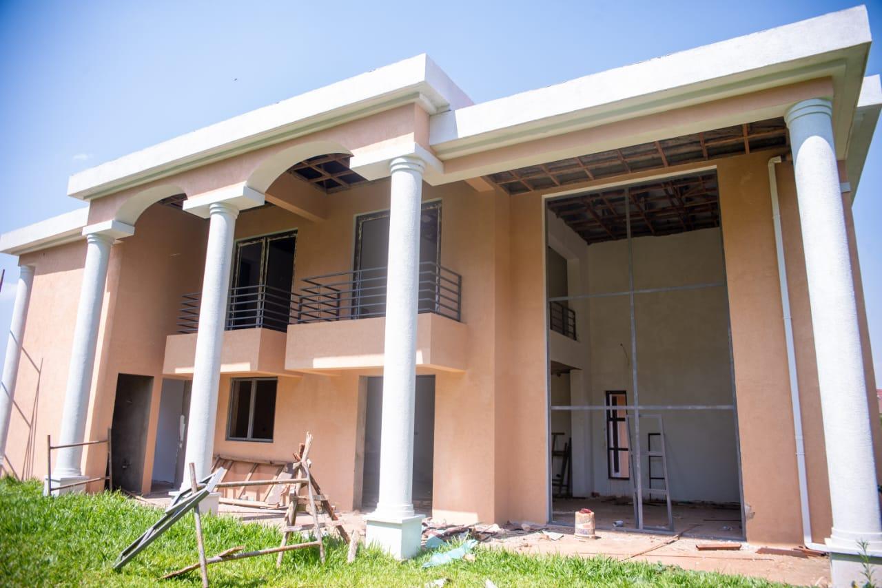 Modern 6-Bedroom Mansion in Migaa Golf Estate – Ksh 19.5M - Image 2