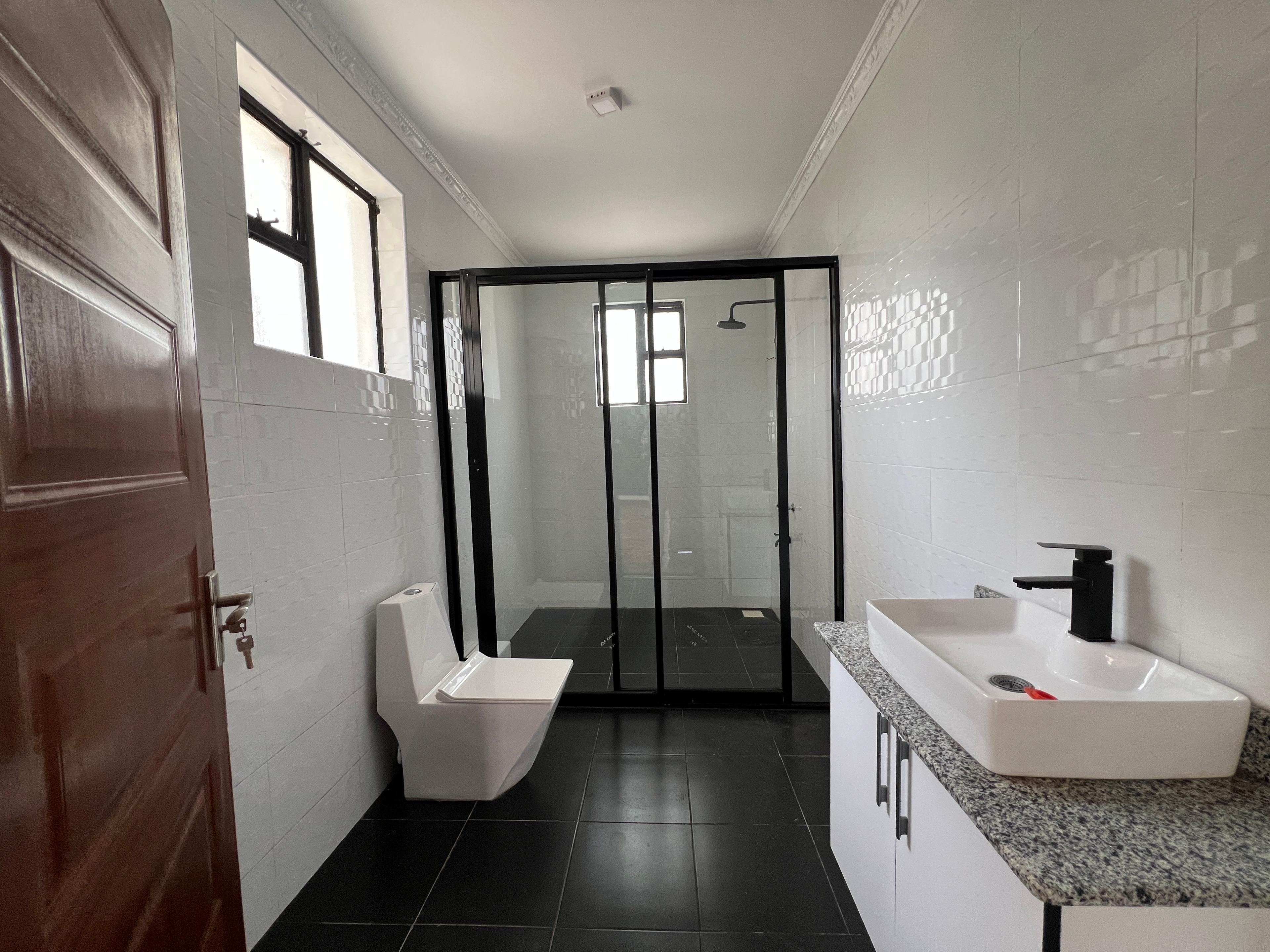 Exquisite 5-Bedroom Mansion + DSQ in Ngong – Ksh 18.5M - Image 30