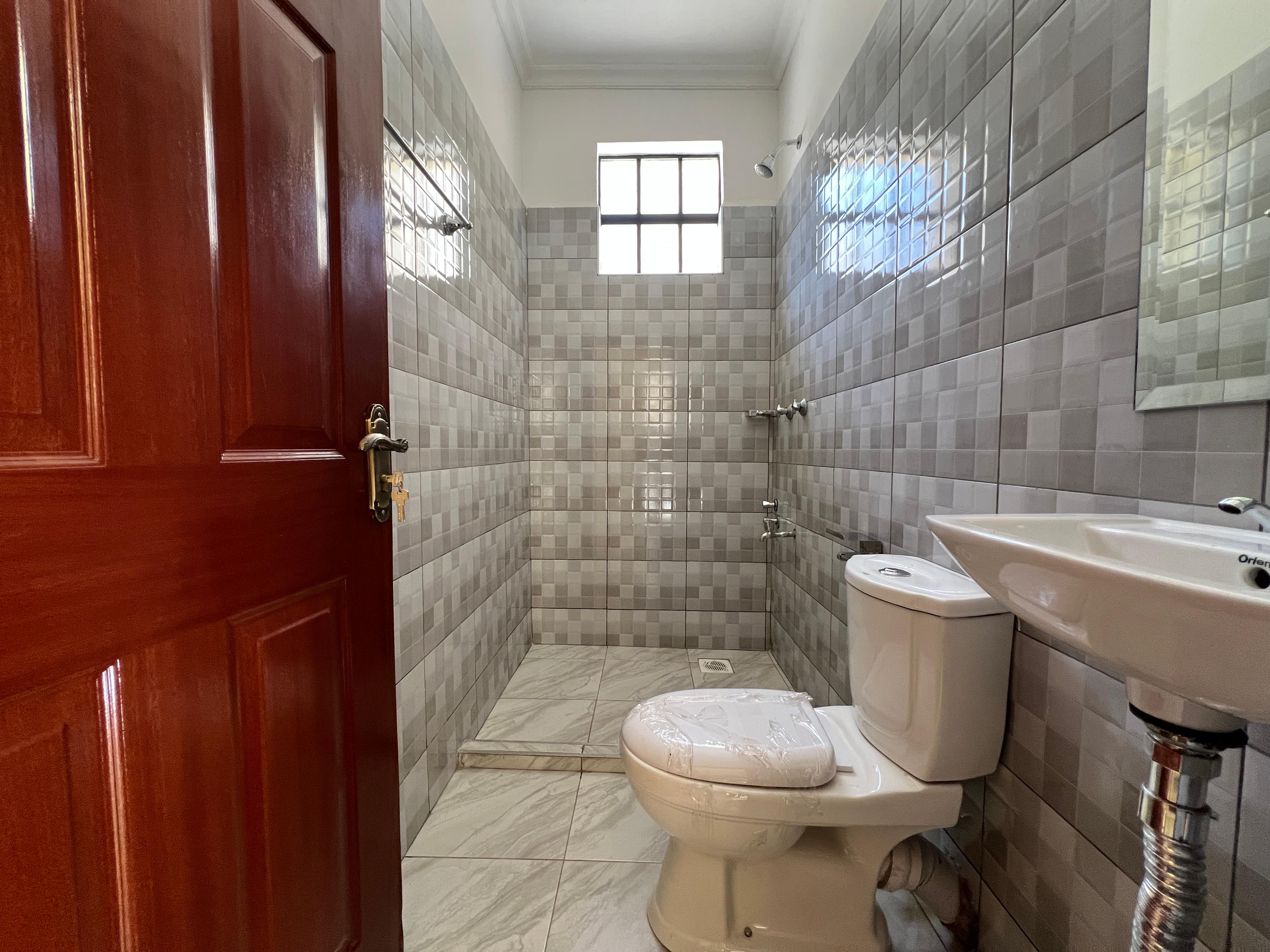 4 BR MANSIONS ON SALE IN NGONG' - Image 9