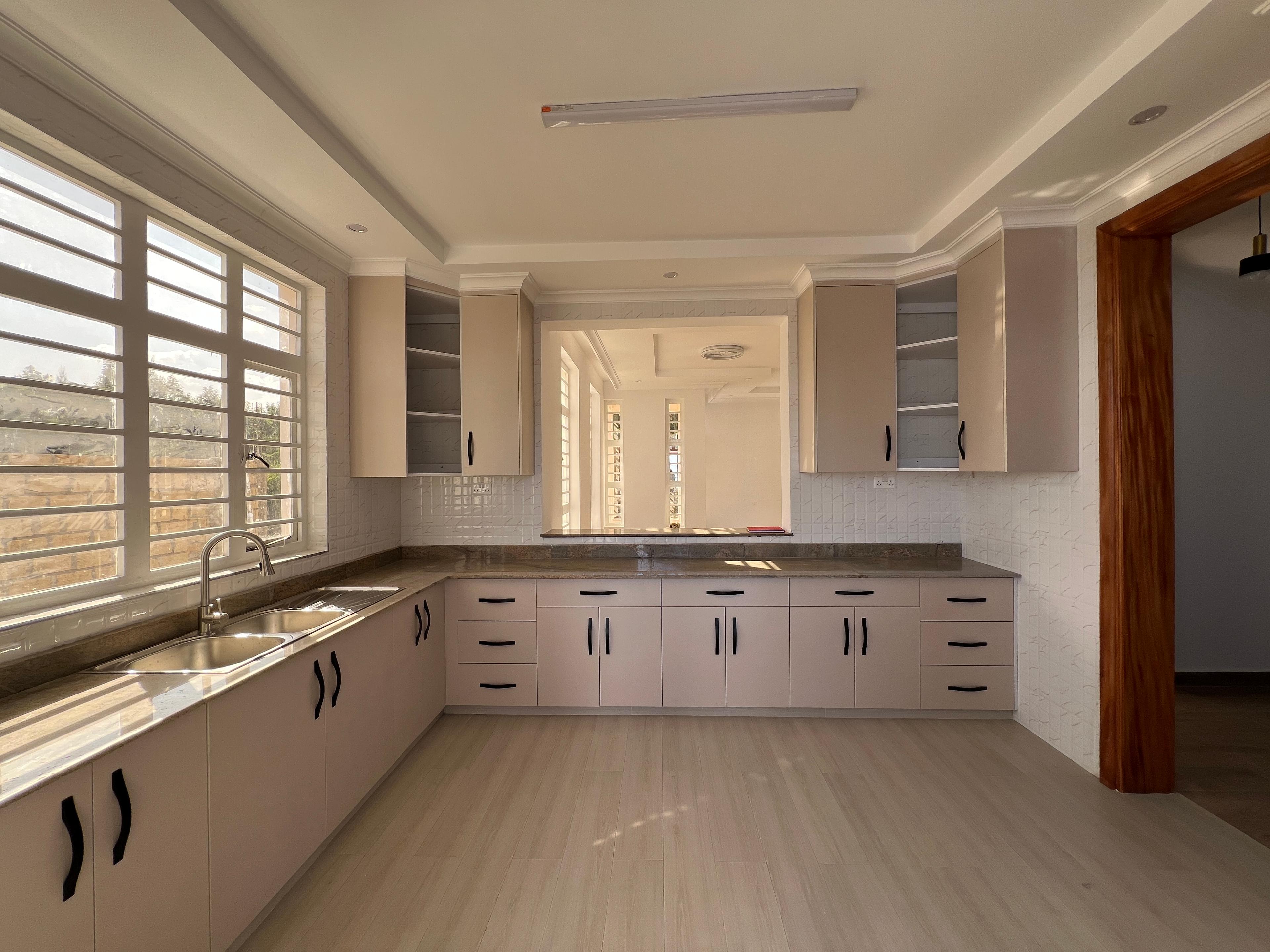 4 BR MASION ON SALE IN NGONG (NO DSQ) - Image 3
