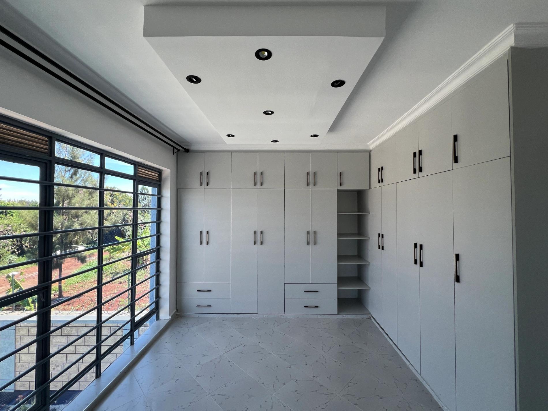4-Bedroom Home for Sale in Ruiru, Mugutha – Ksh. 17.5M - Image 19