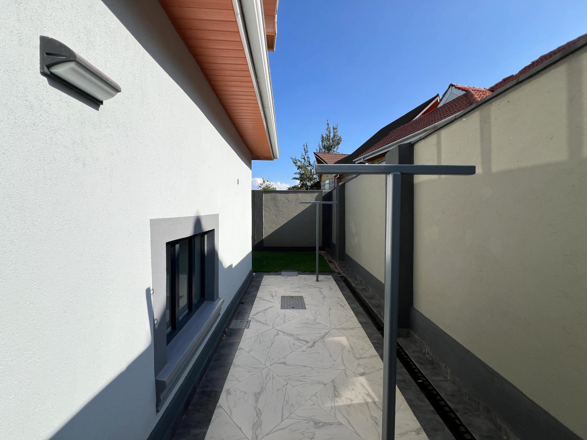 4 BR MANSIONS TO LET IN MUTHAIGA NORTH - Image 17