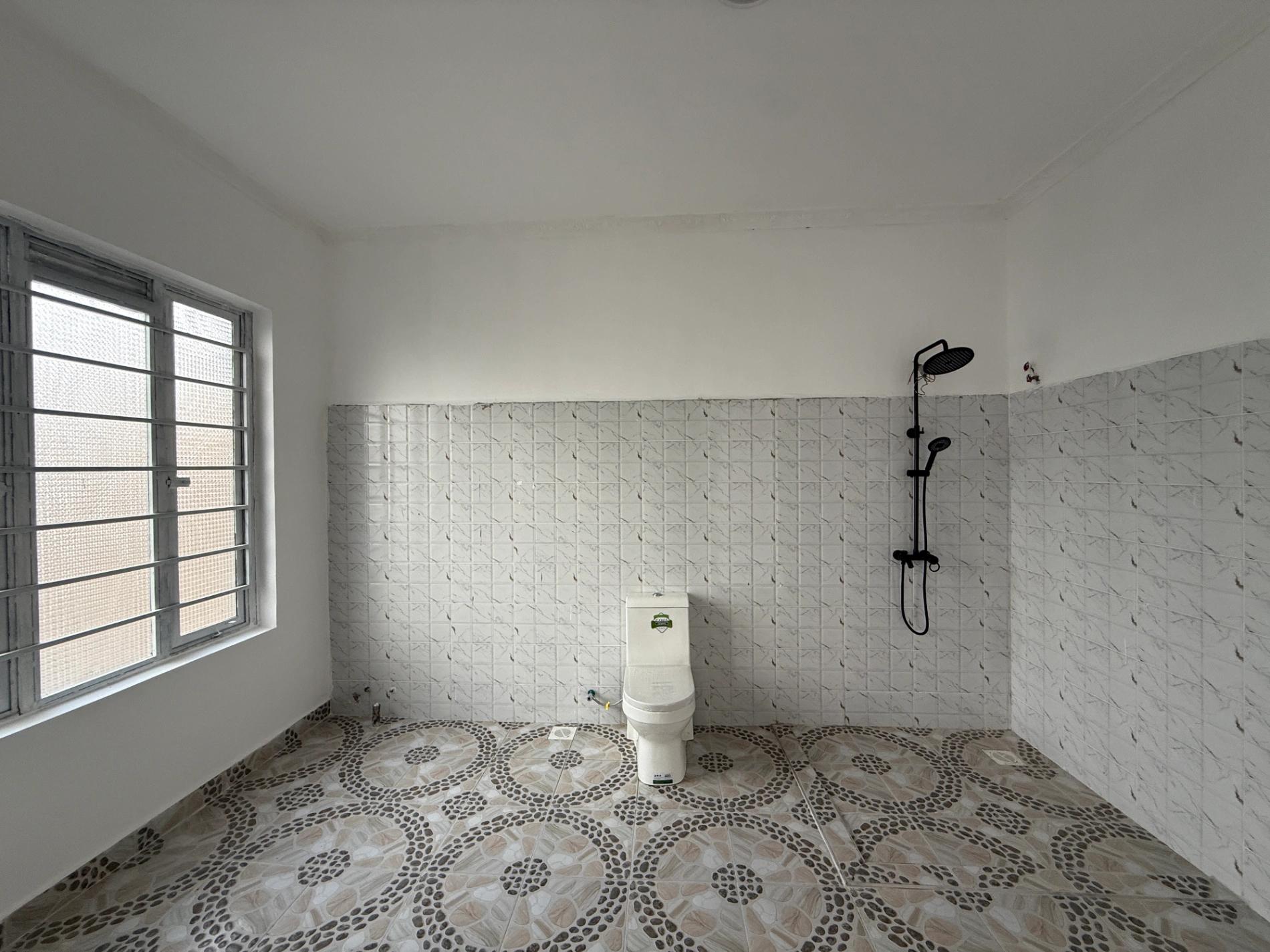 4BR Mansion on Sale in Membley Estate Ruiru - Image 6