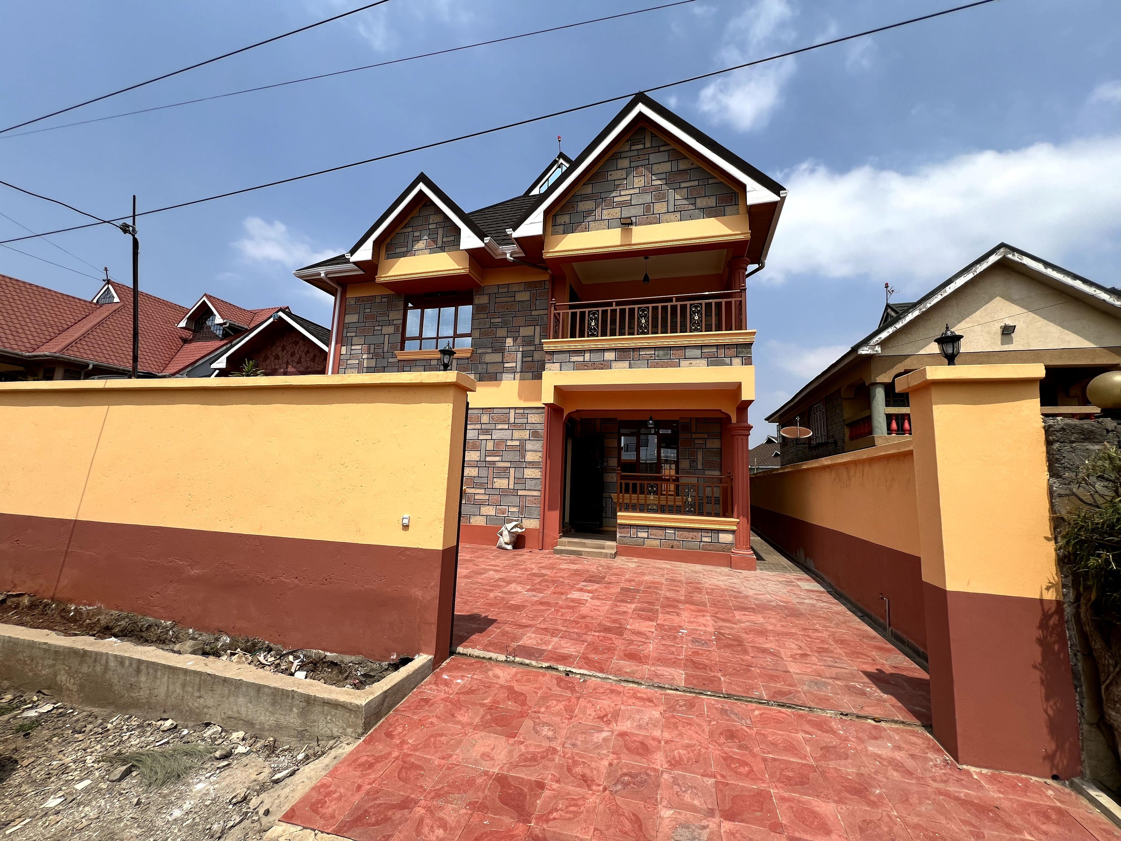 4-Bedroom Mansions in Membley Estate - Image 1
