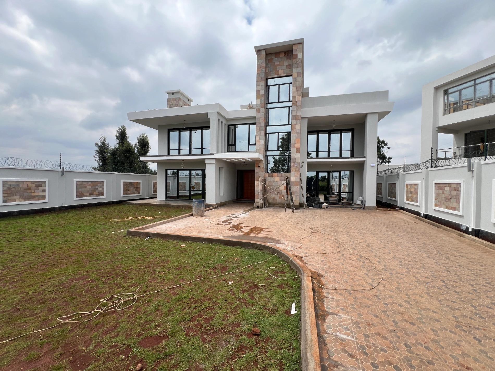 5BR Villa on Sale in Runda Gardens  - Image 1