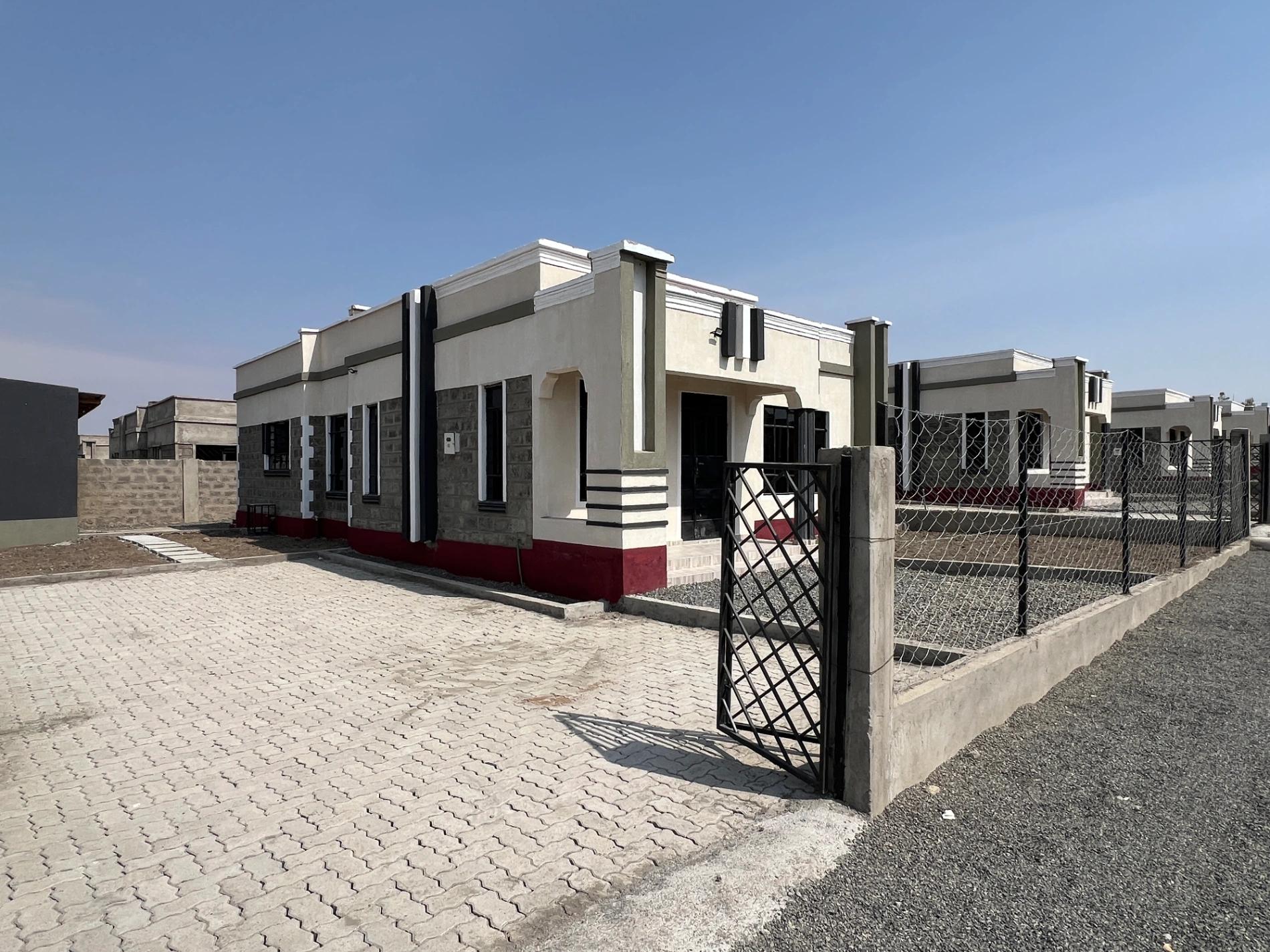 3BR + SQ Bungalows on Sale in Kitengela Acacia - Image 1