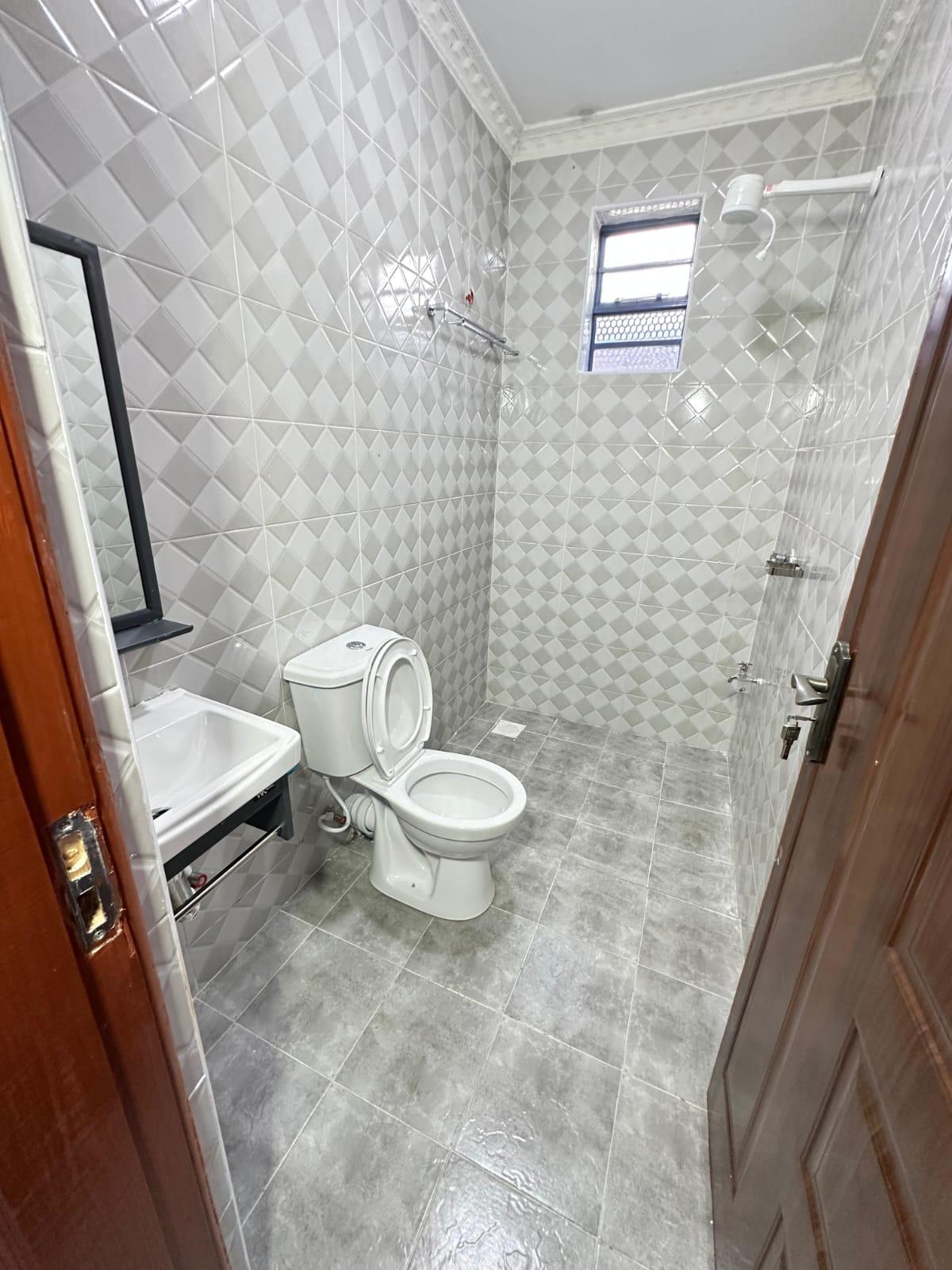 3BR Bungalow on Sale in Matangi Murera - Image 6
