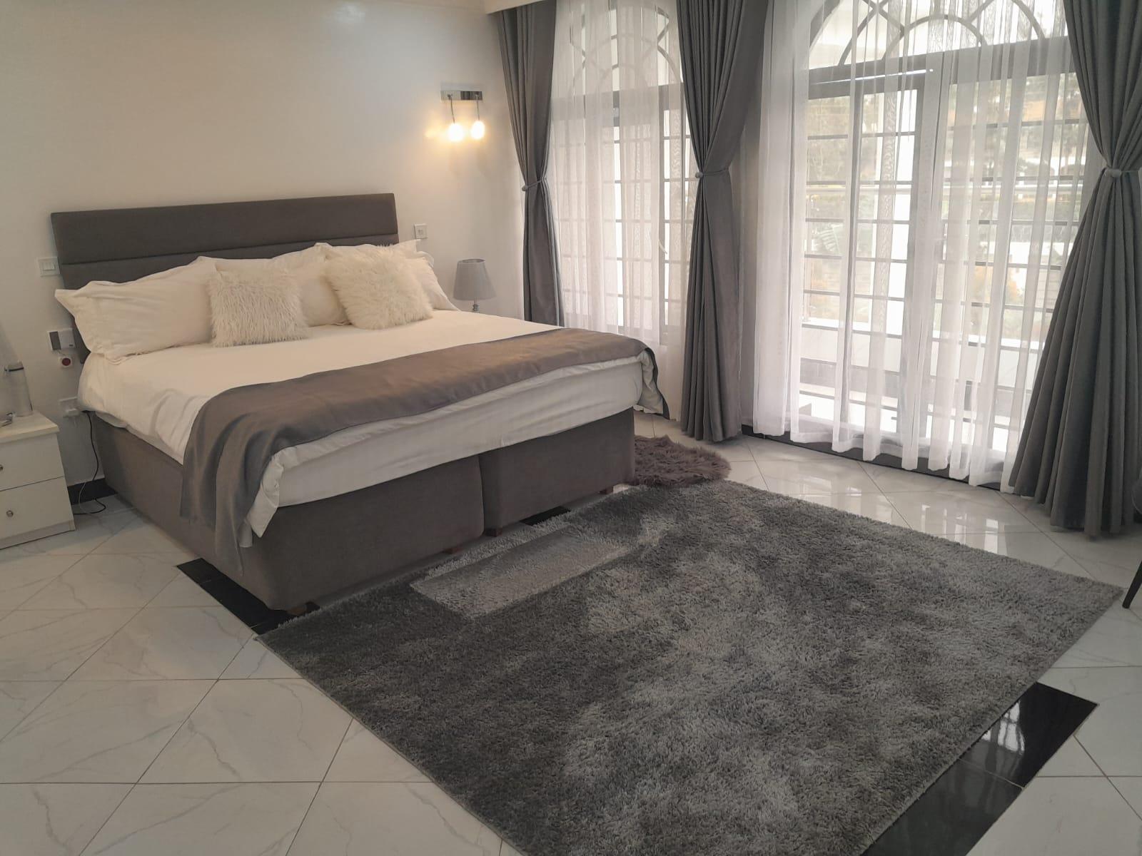 7 BR Mega Mansion on Sale on Karen  - Image 11