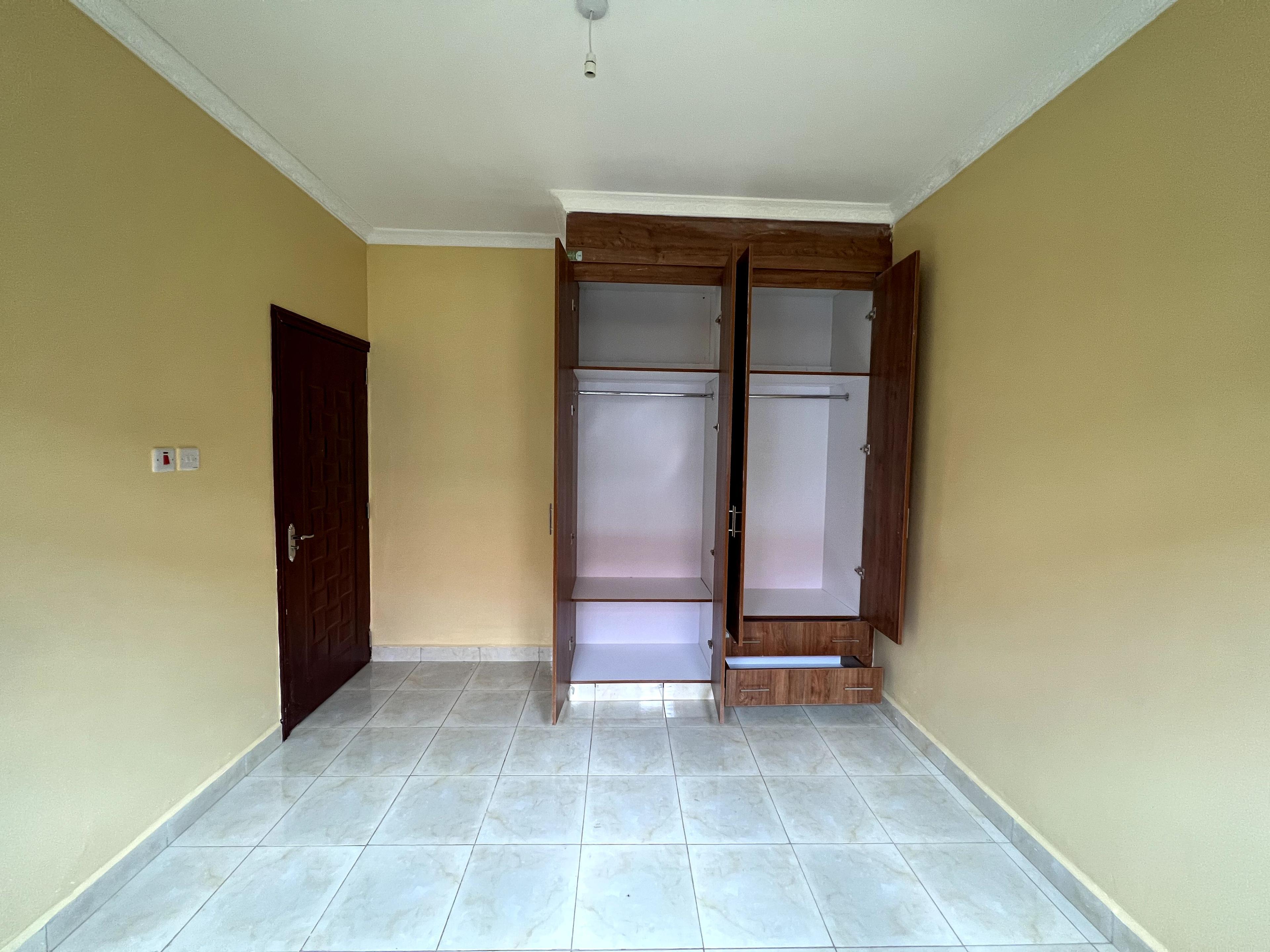 3 BR BUNGALOWS TO LET IN KENYATTA ROAD - Image 10