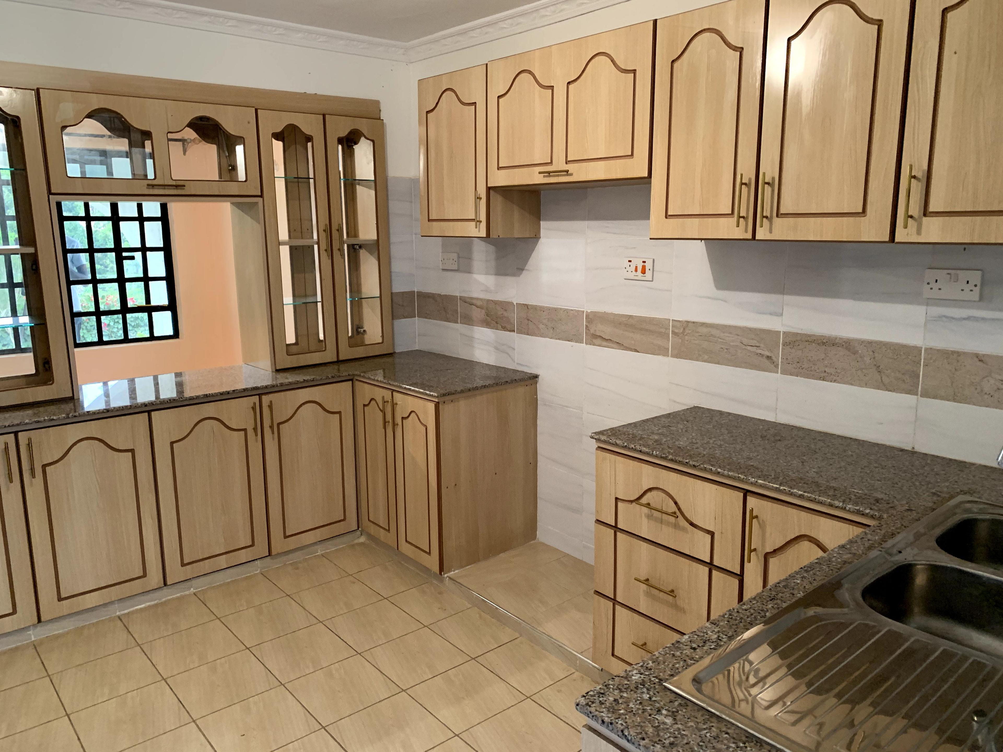 4BR Mansions on Sale in Rongai Rimpa - Image 11