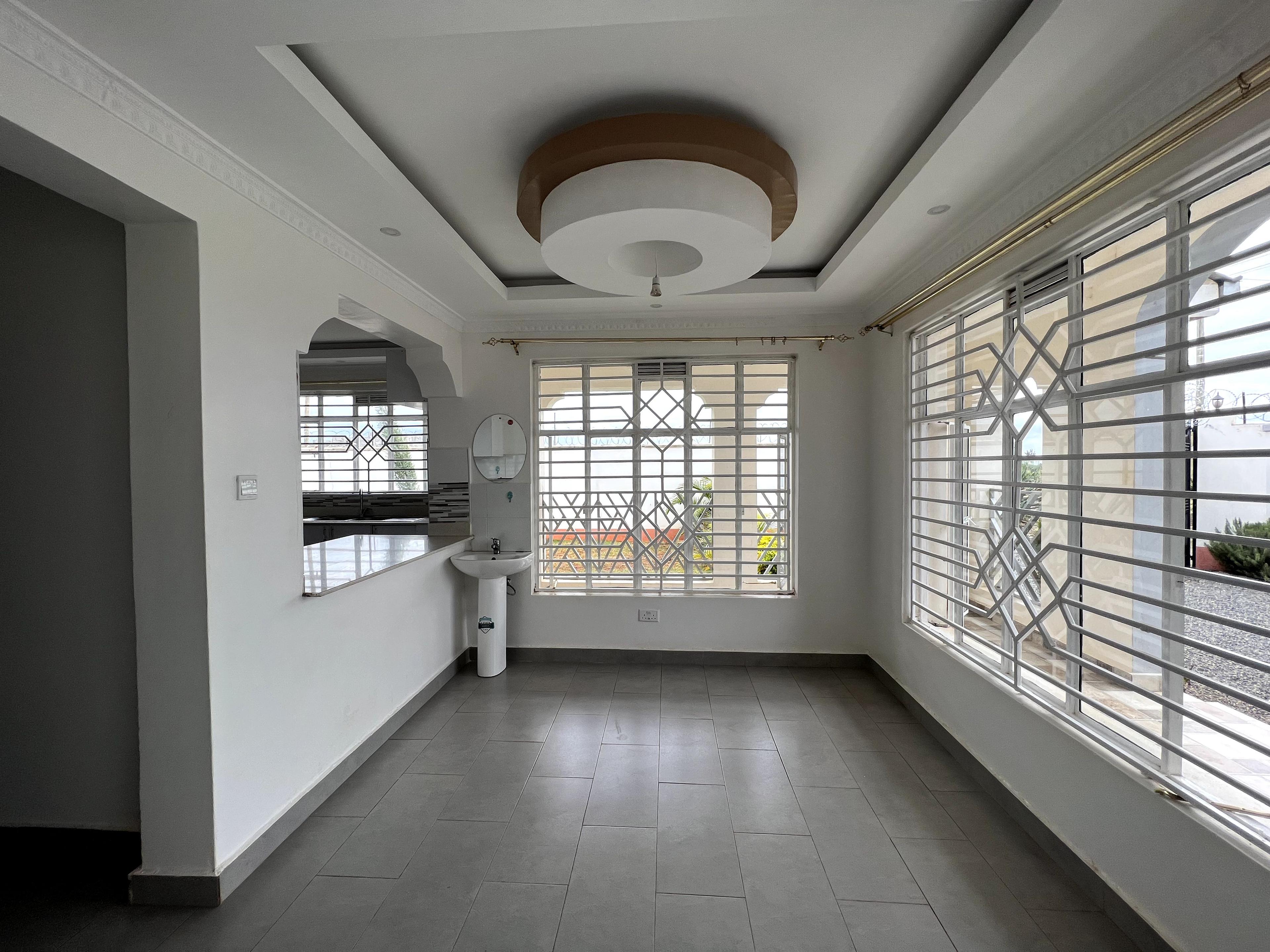 3 BR BUNGALOW ON SALE IN JUJA  - Image 4